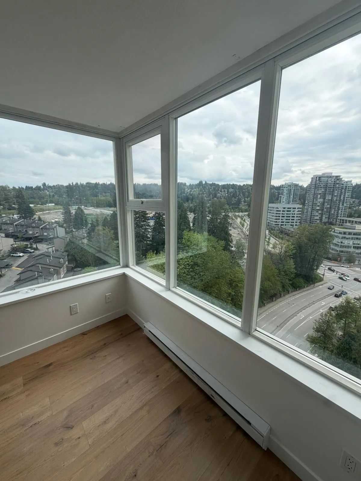 235 Guildford Way #1603
