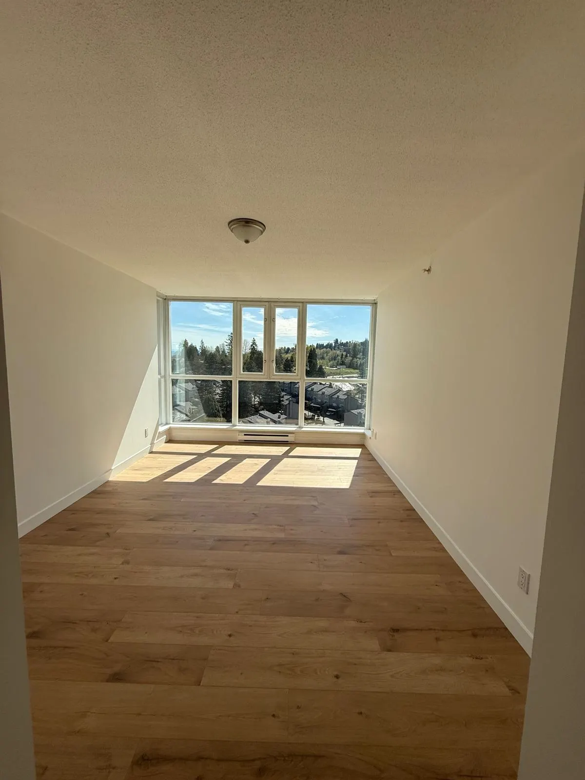 235 Guildford Way #1603