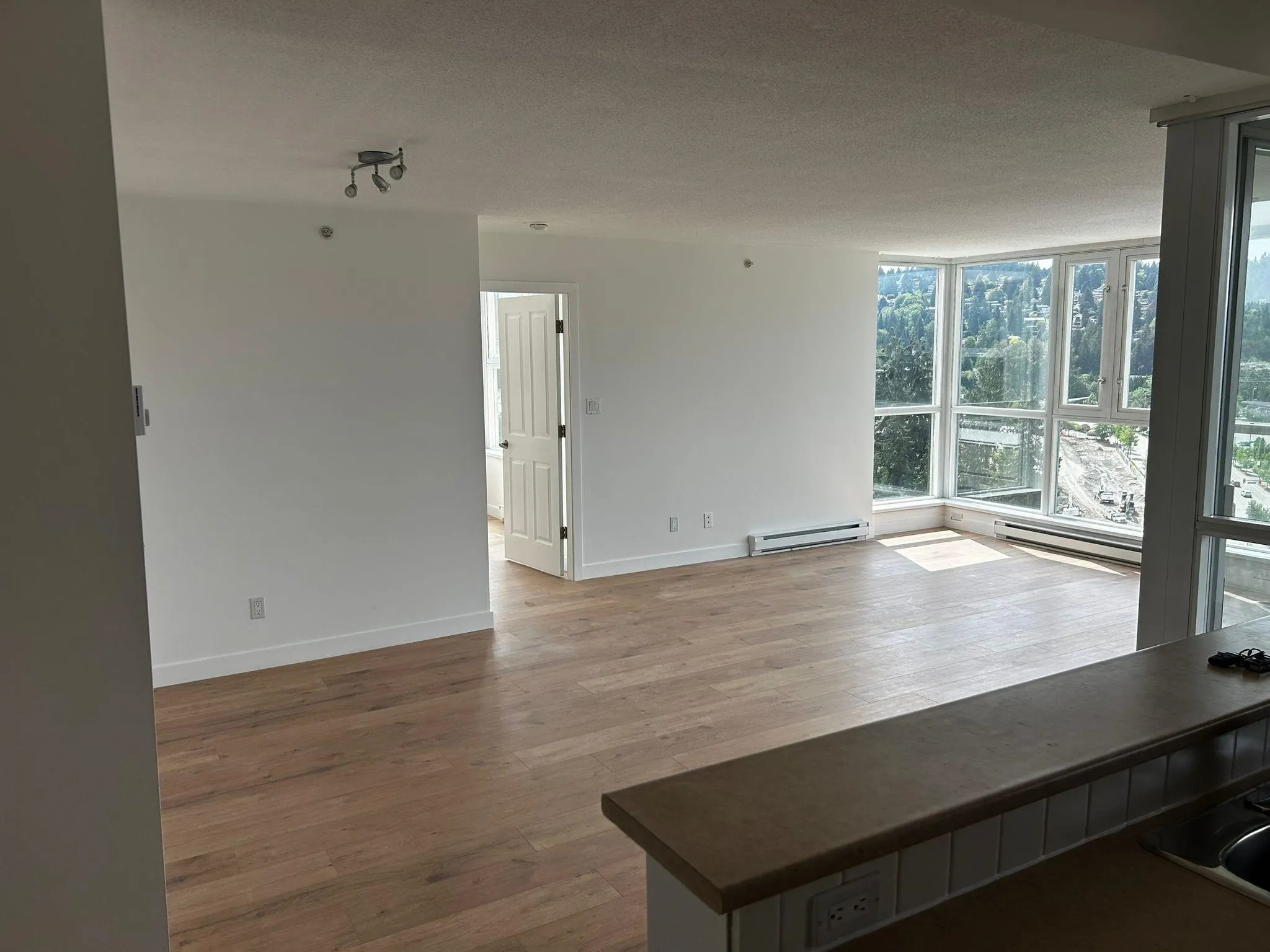 235 Guildford Way #1603