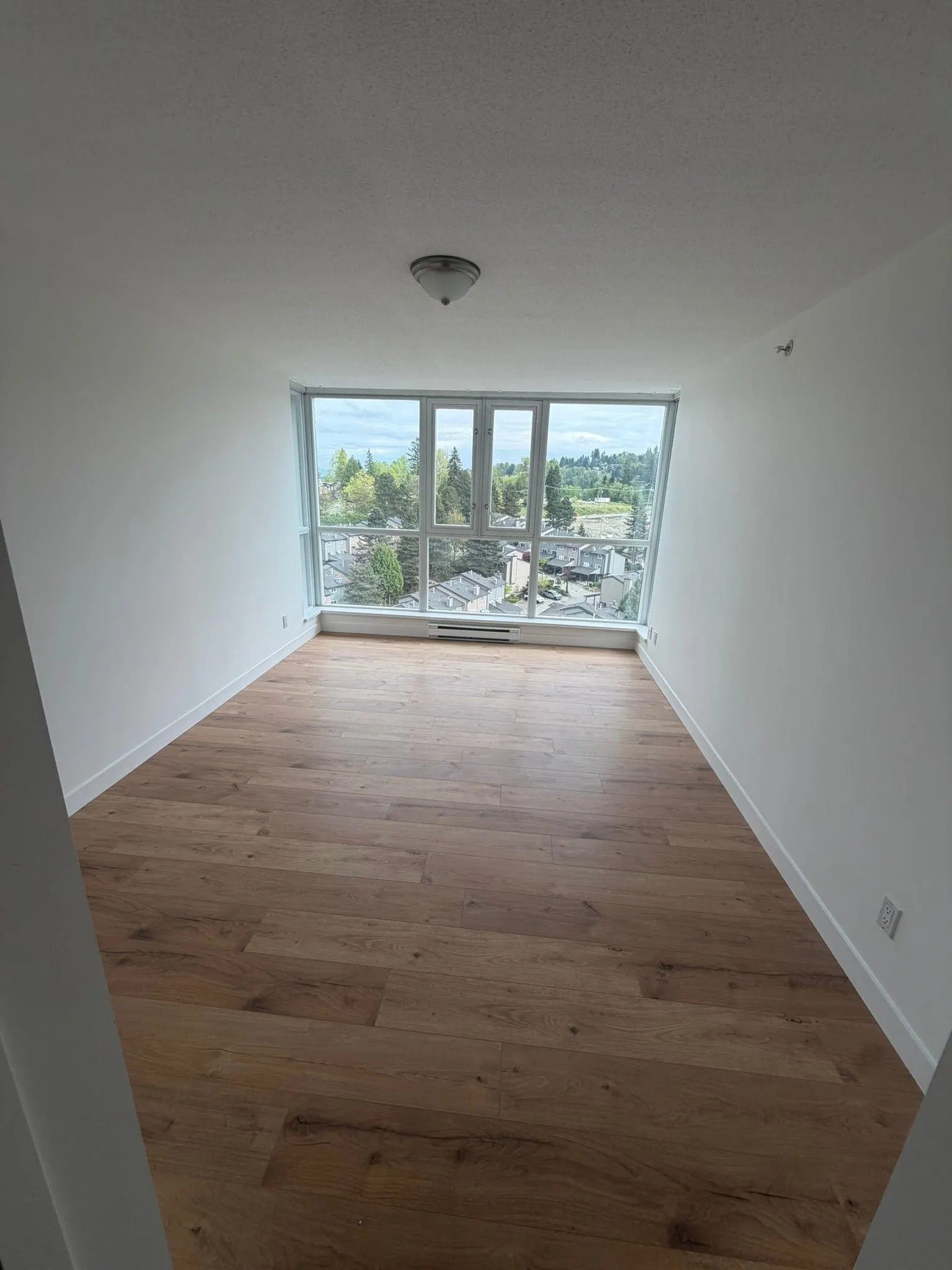 235 Guildford Way #1603
