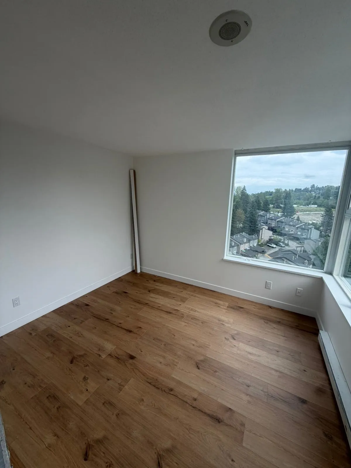 235 Guildford Way #1603