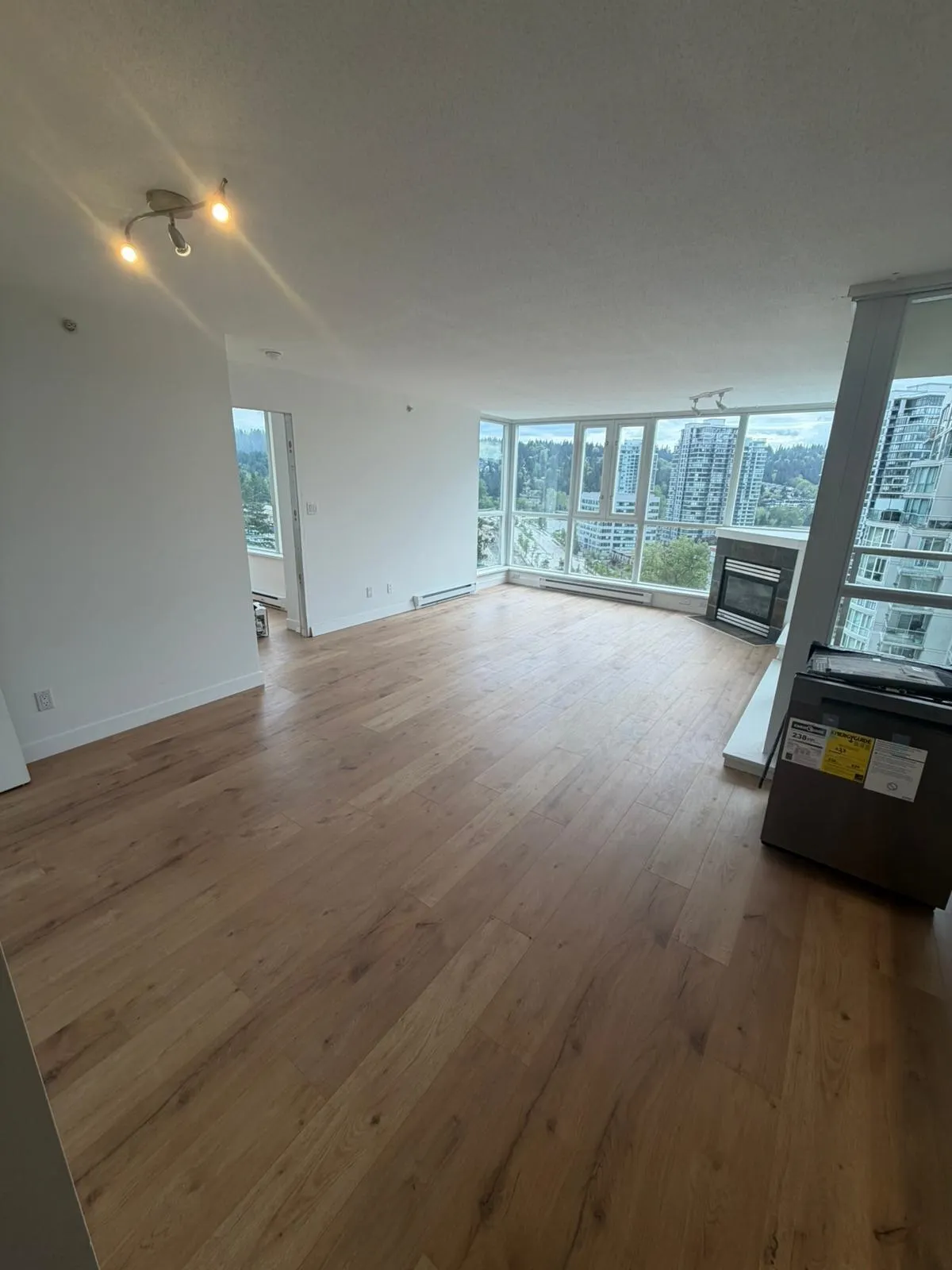 235 Guildford Way #1603