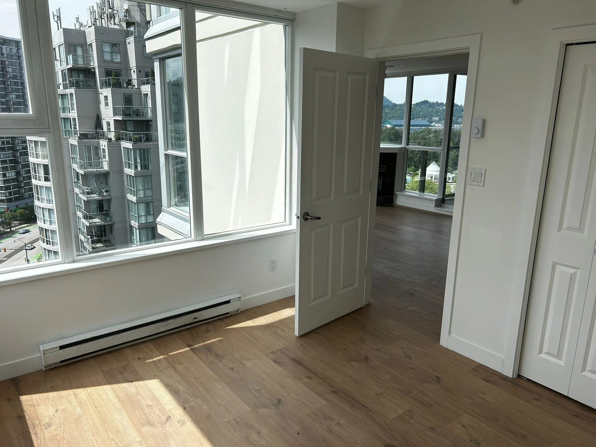 235 Guildford Way #1603