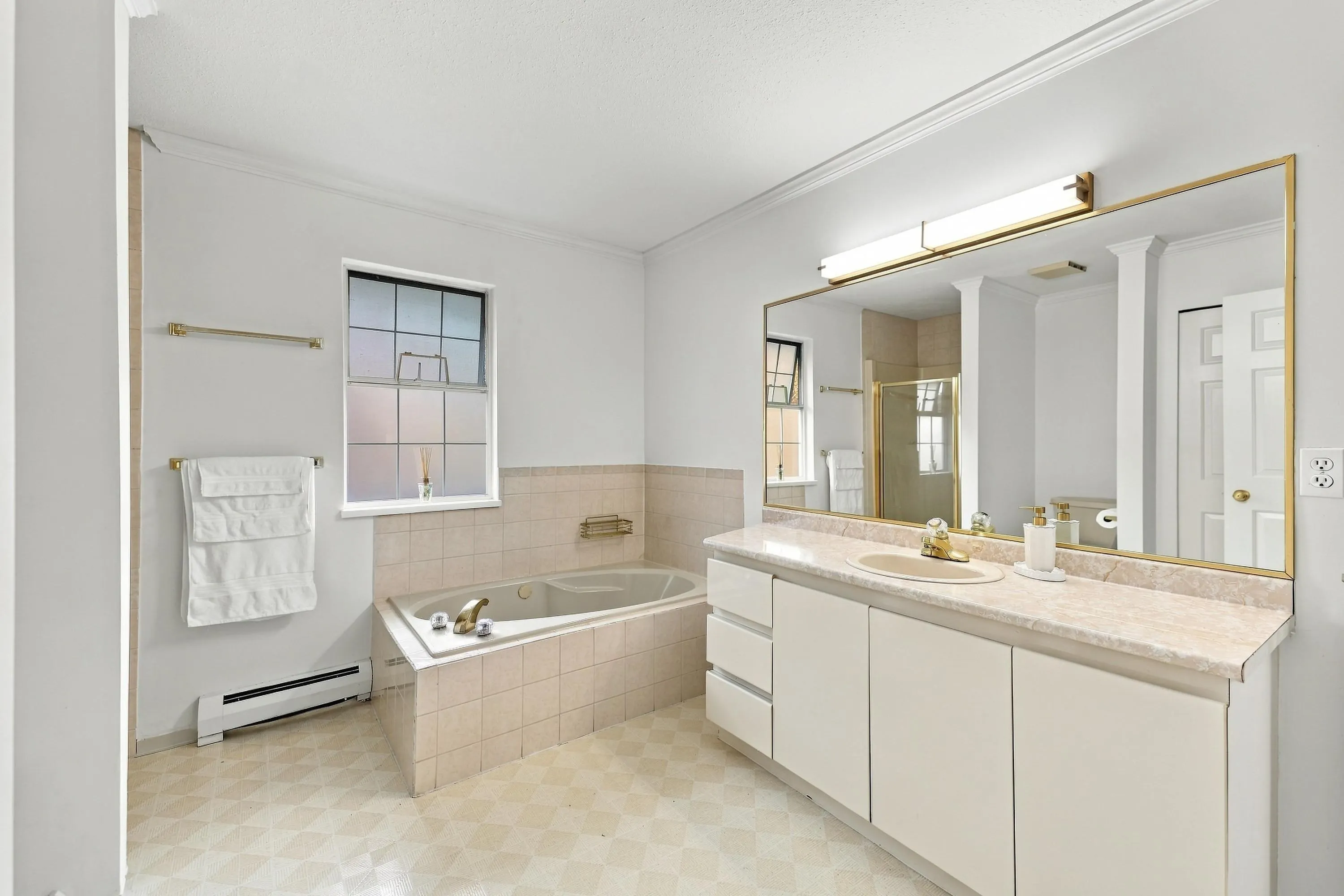 12163 68 Avenue #109