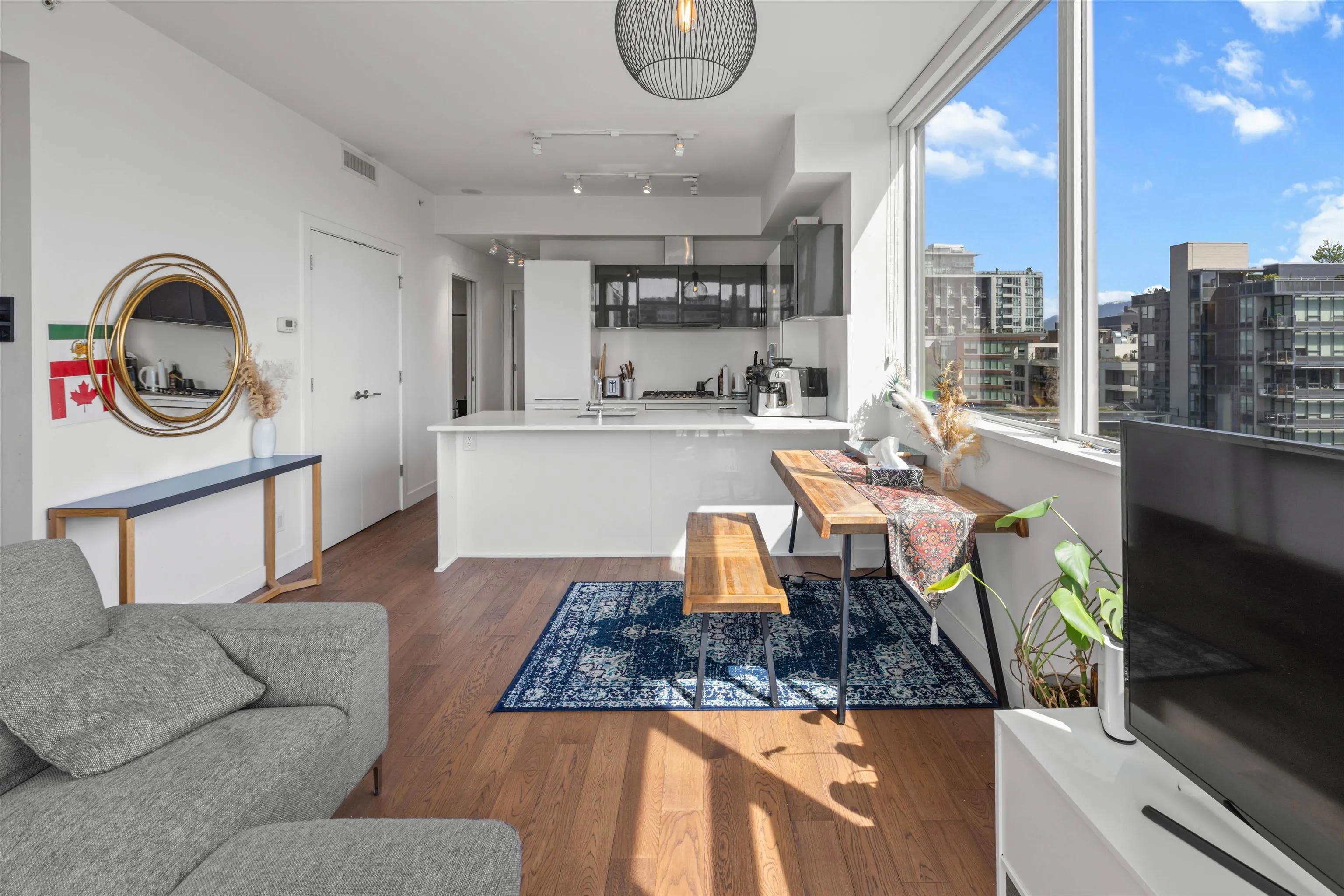 108 E 1st Avenue #1001