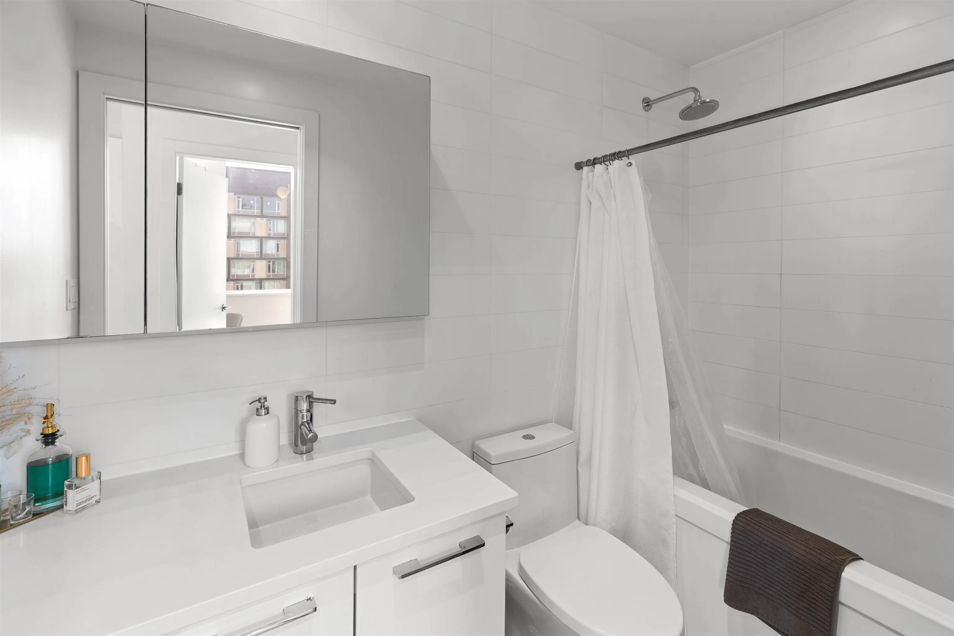 108 E 1st Avenue #1001