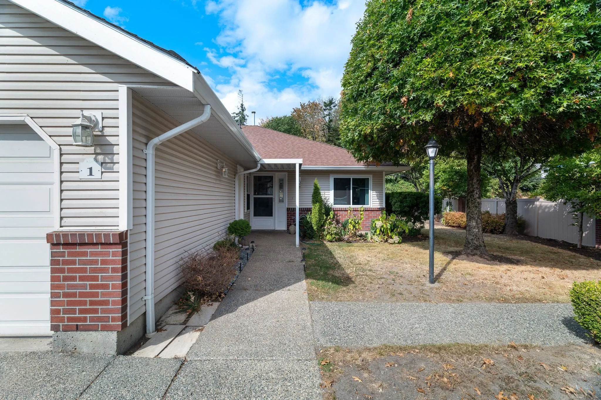 2081 Winfield Drive #1