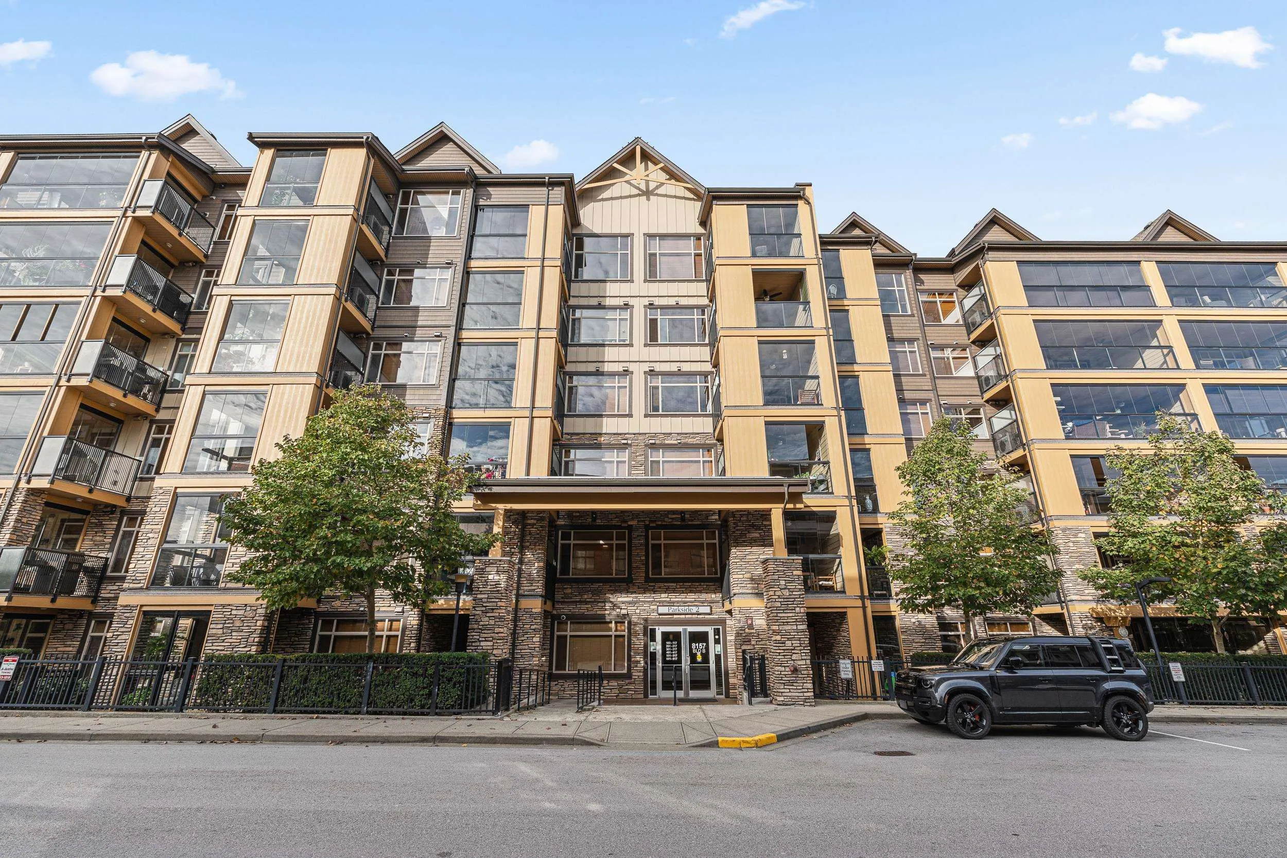 8157 207 Street #405