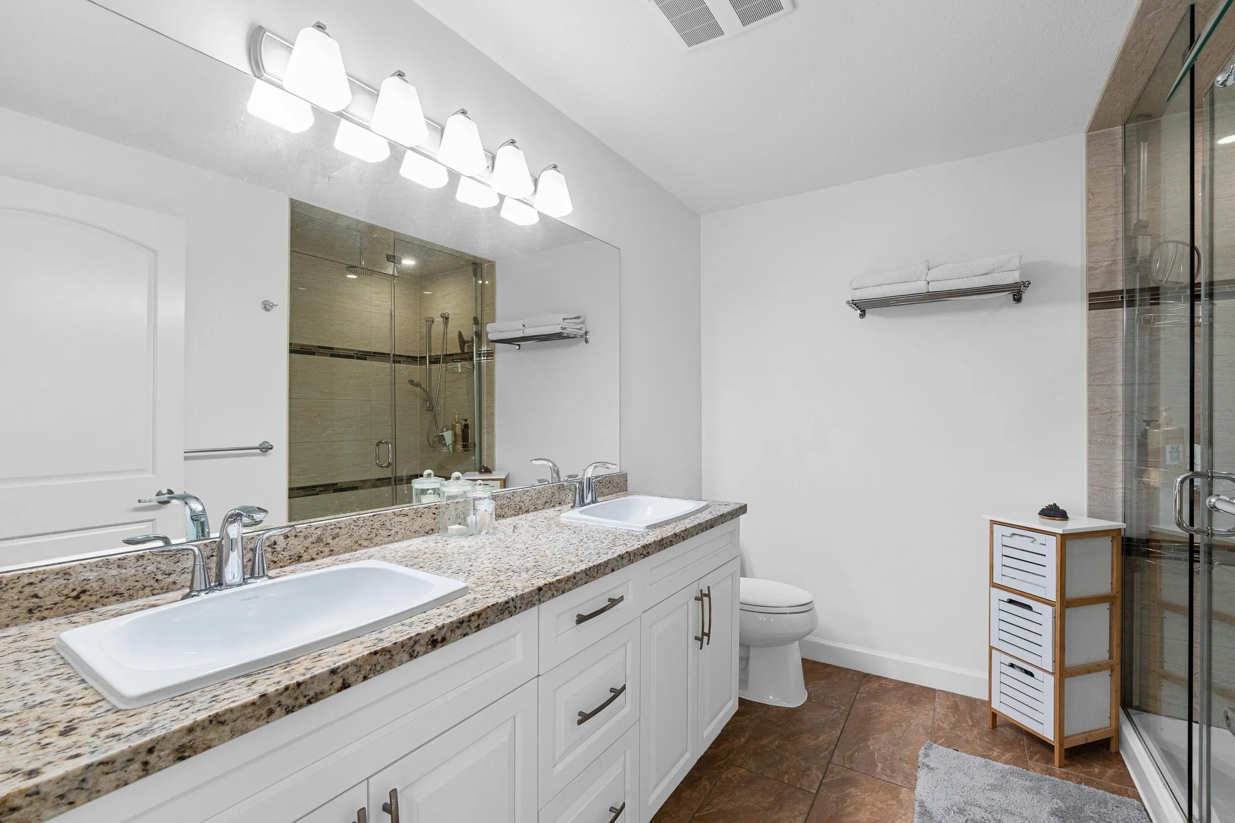 8157 207 Street #405