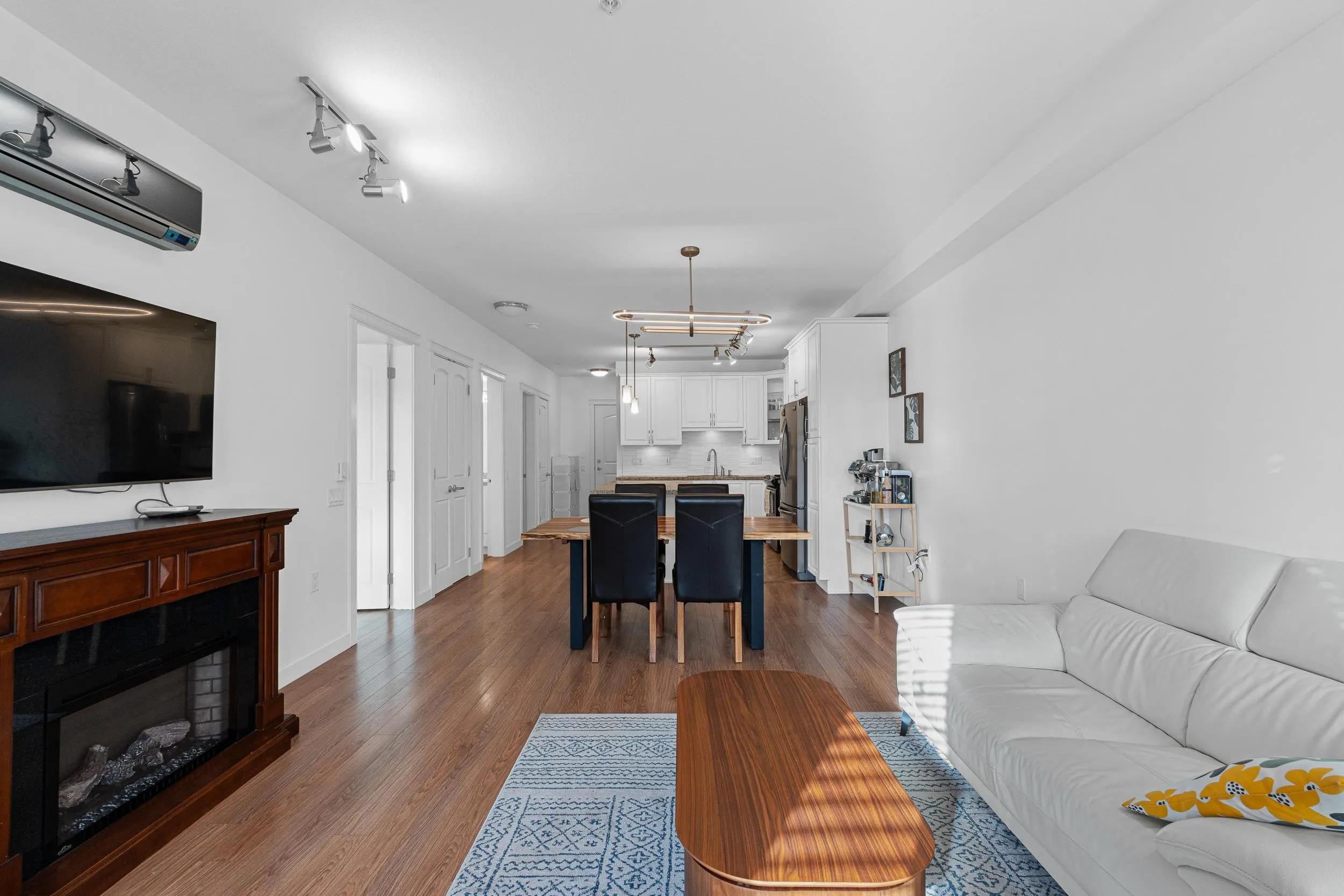 8157 207 Street #405