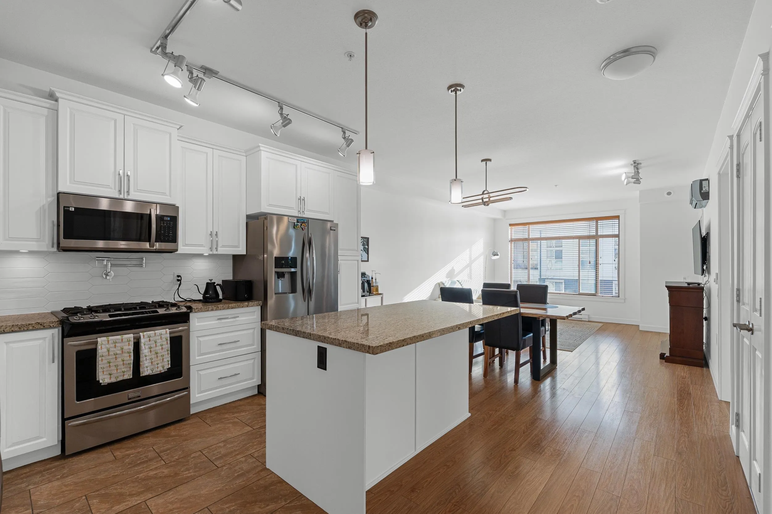 8157 207 Street #405