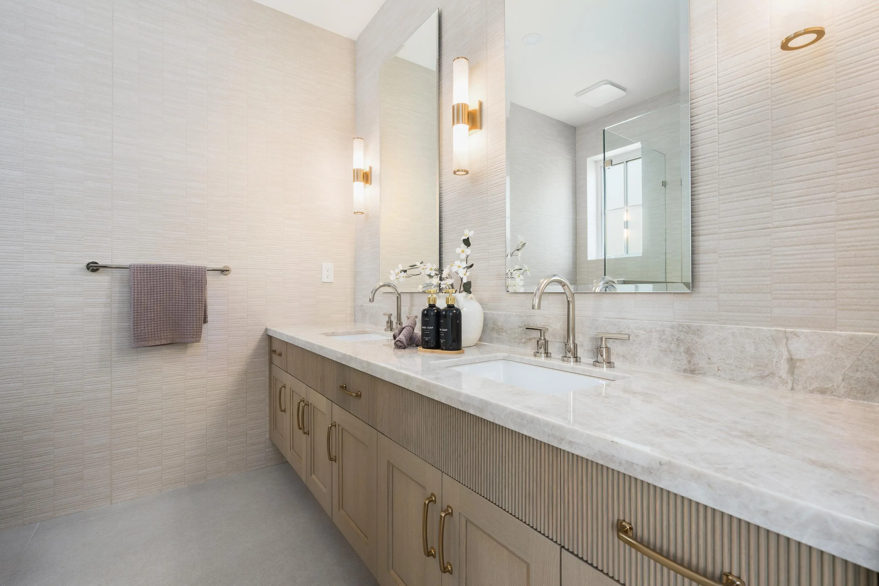 2344 W 45th Avenue #1