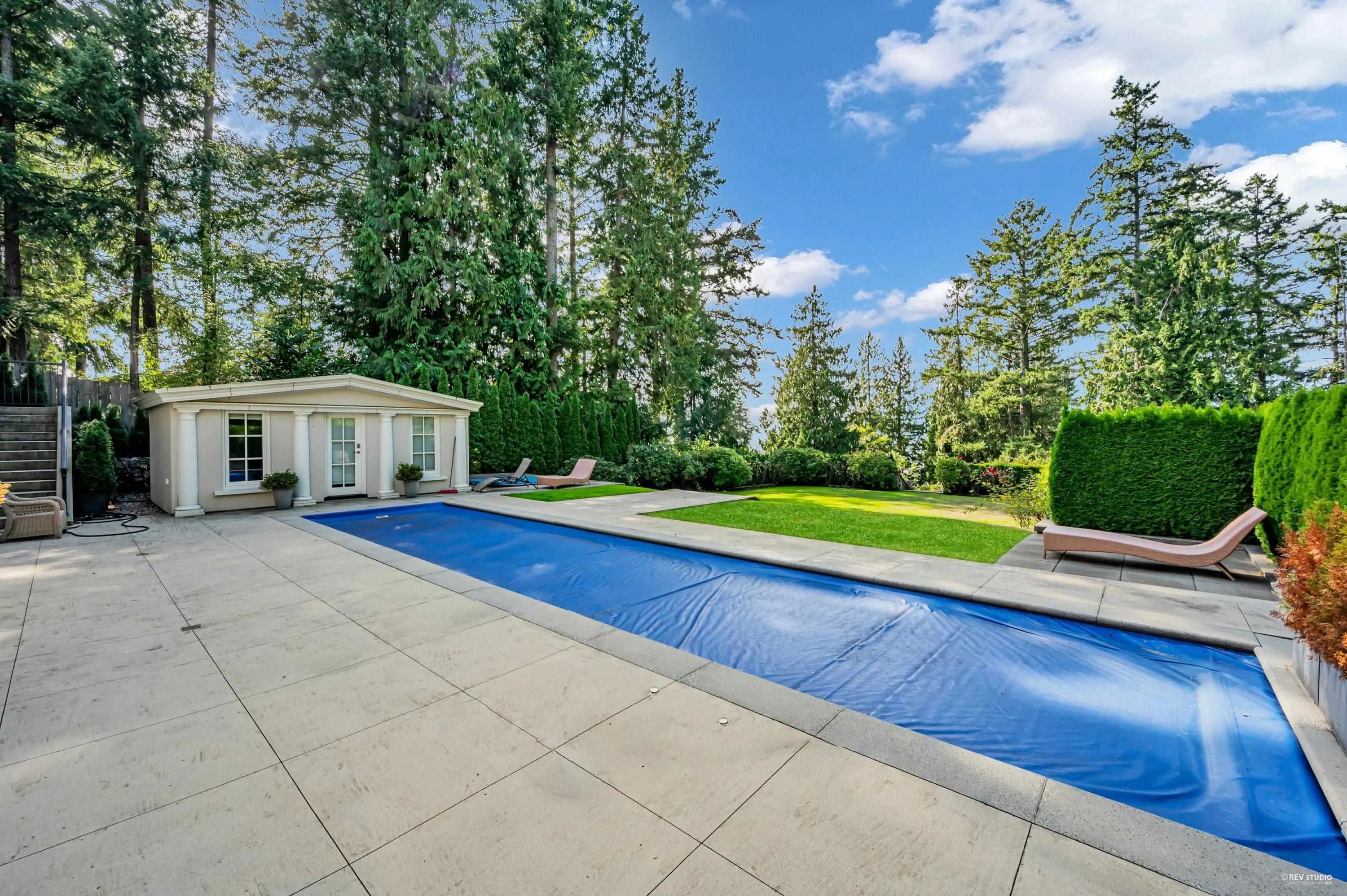 6089 Gleneagles Drive