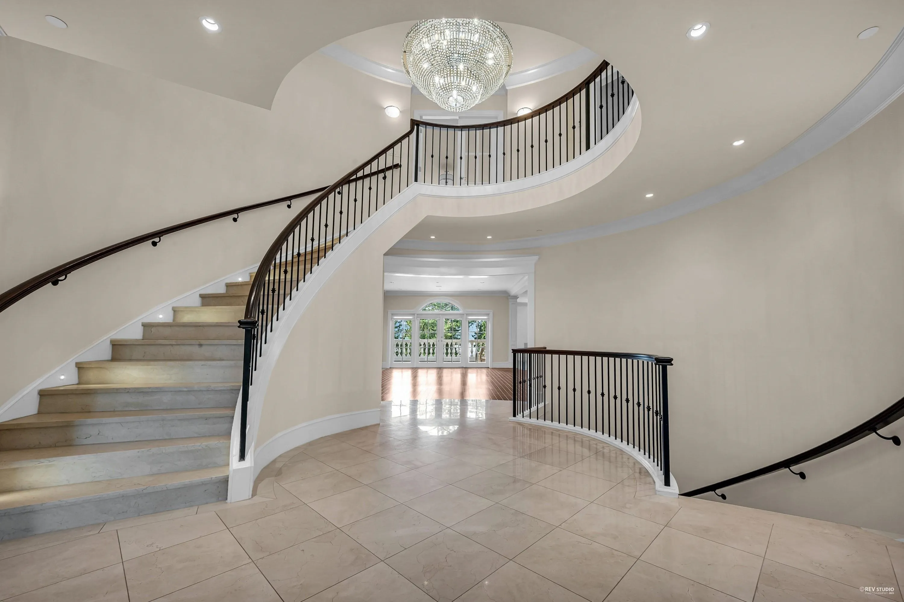 6089 Gleneagles Drive