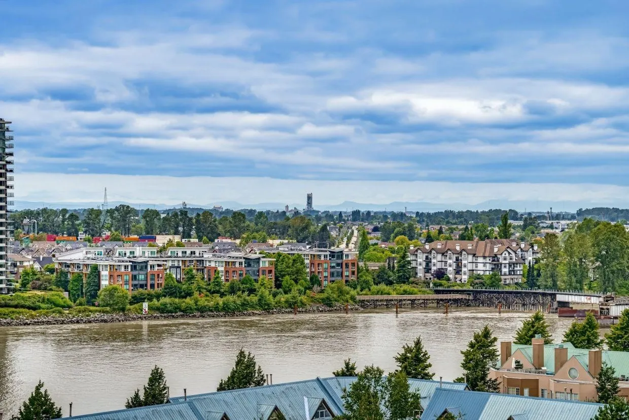 1045 Quayside Drive #1606