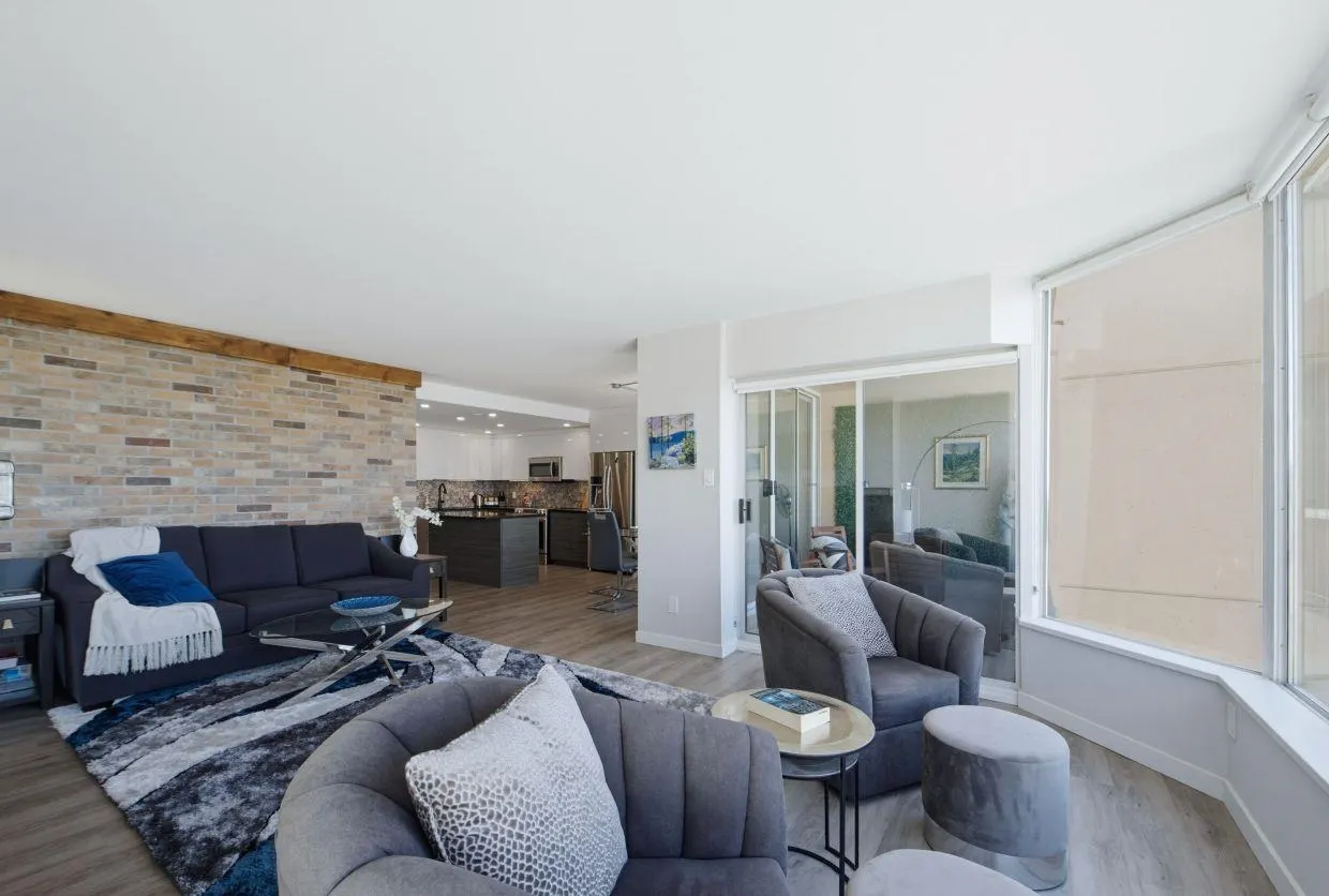 1045 Quayside Drive #1606