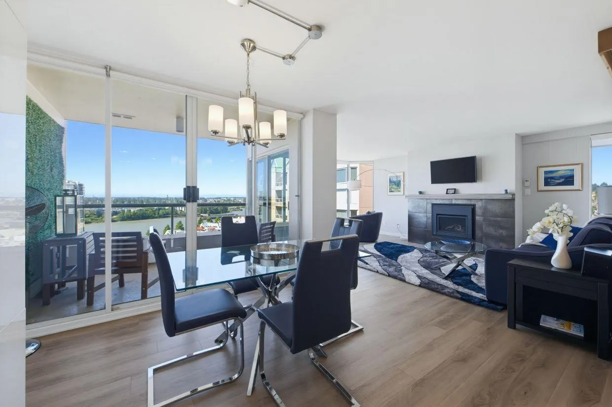 1045 Quayside Drive #1606