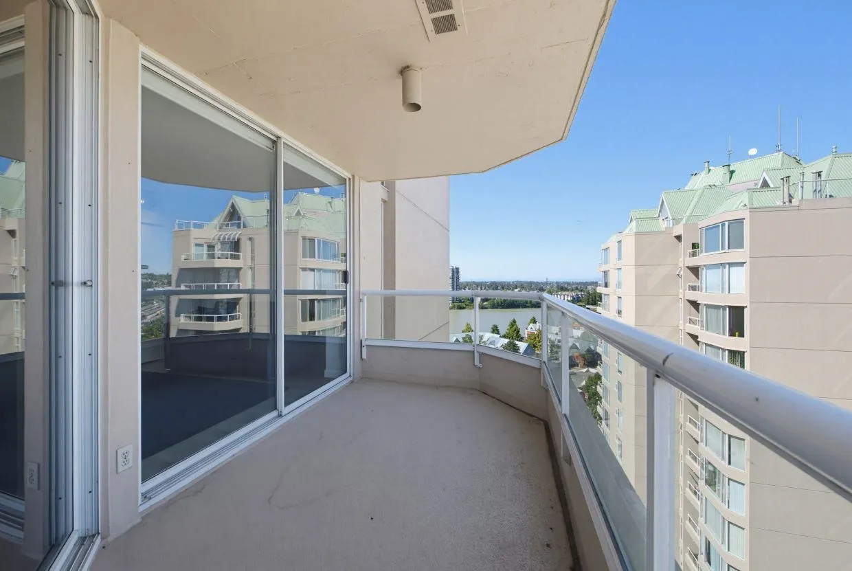 1045 Quayside Drive #1606