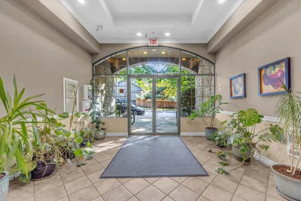 5723 Collingwood Street #313