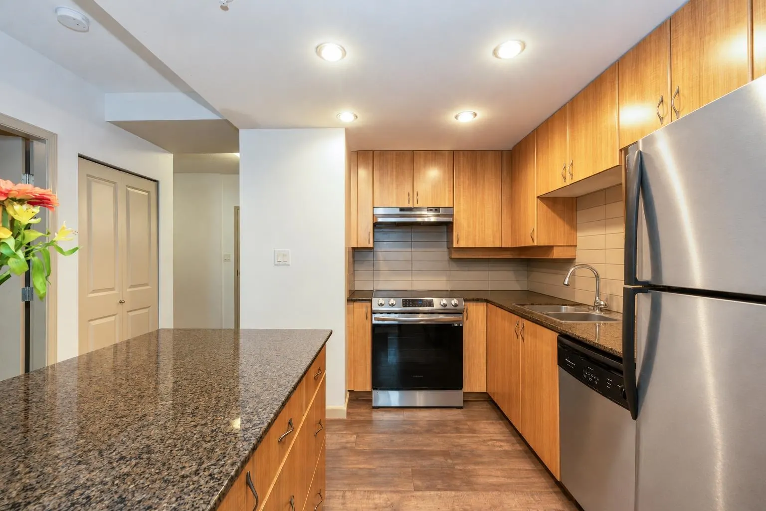 9262 University Crescent #101