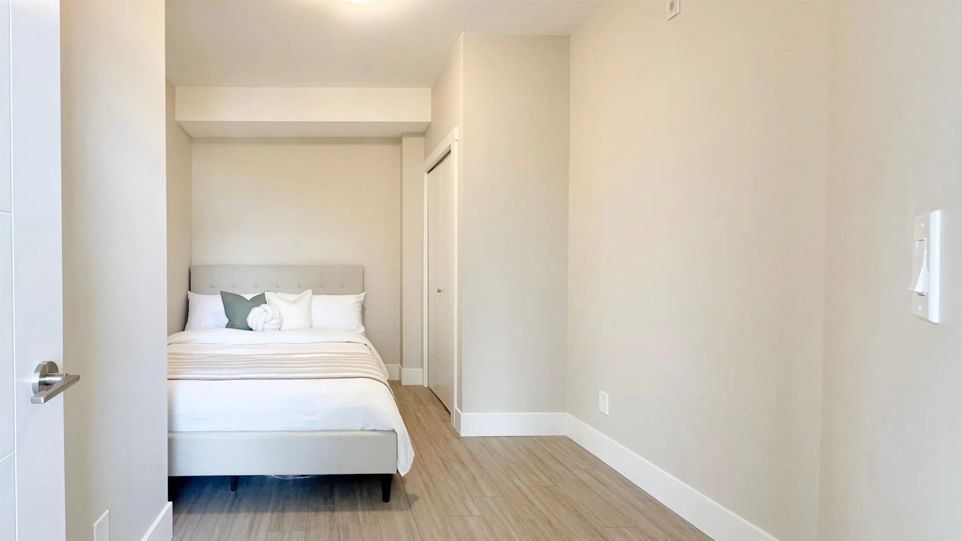 22335 Mcintosh Avenue #602