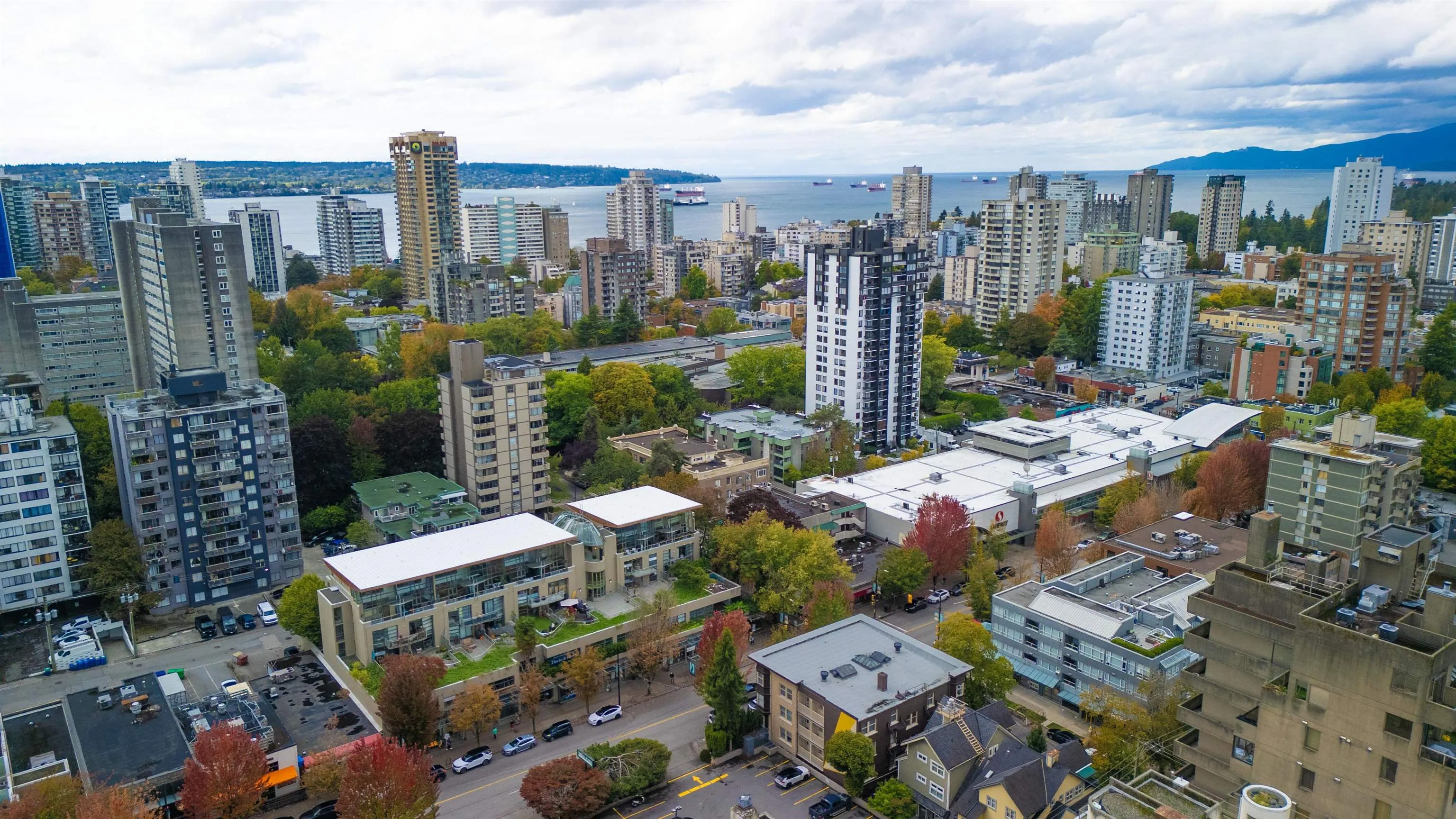 1688 Robson Street #202