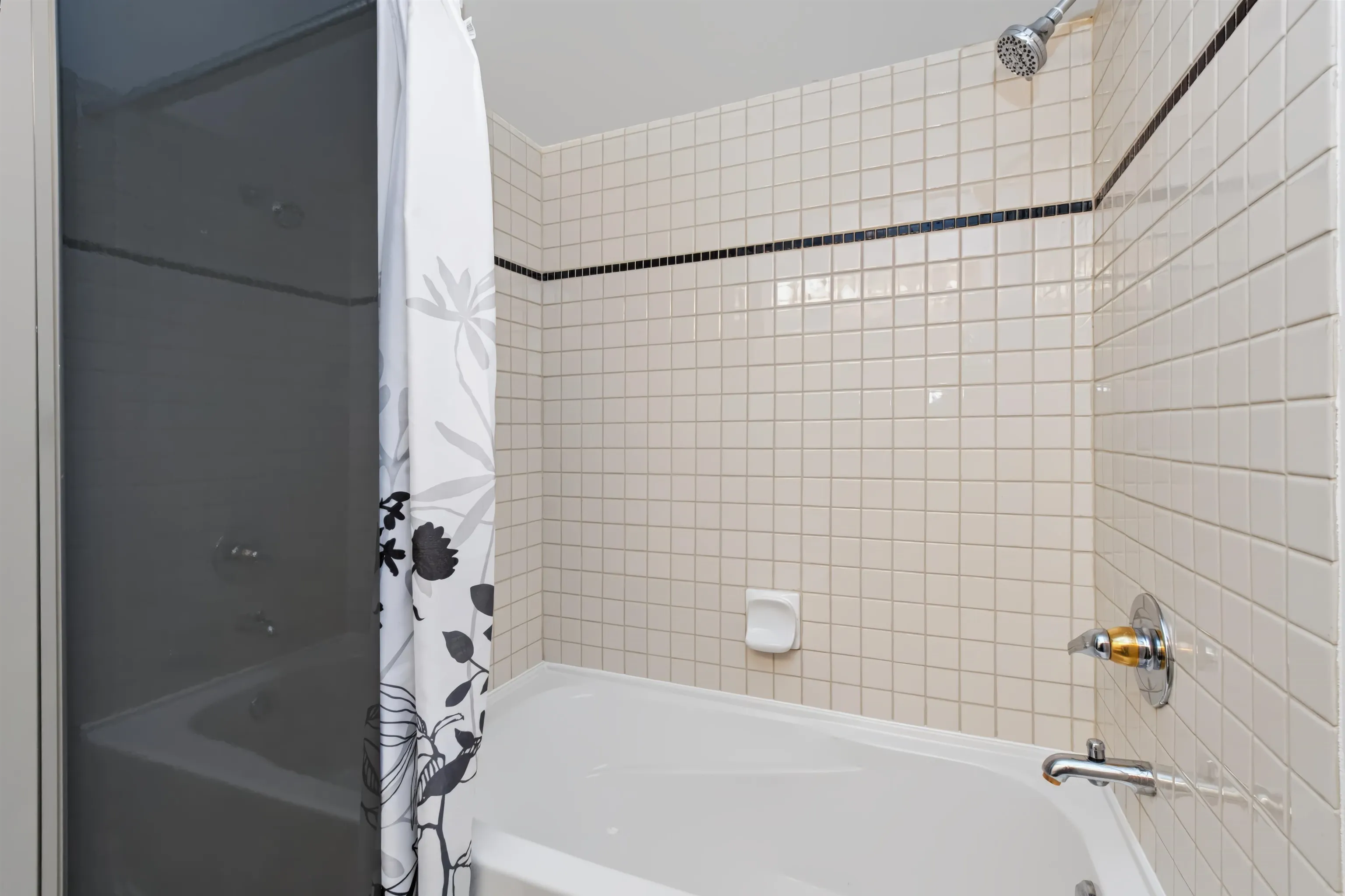 1688 Robson Street #202