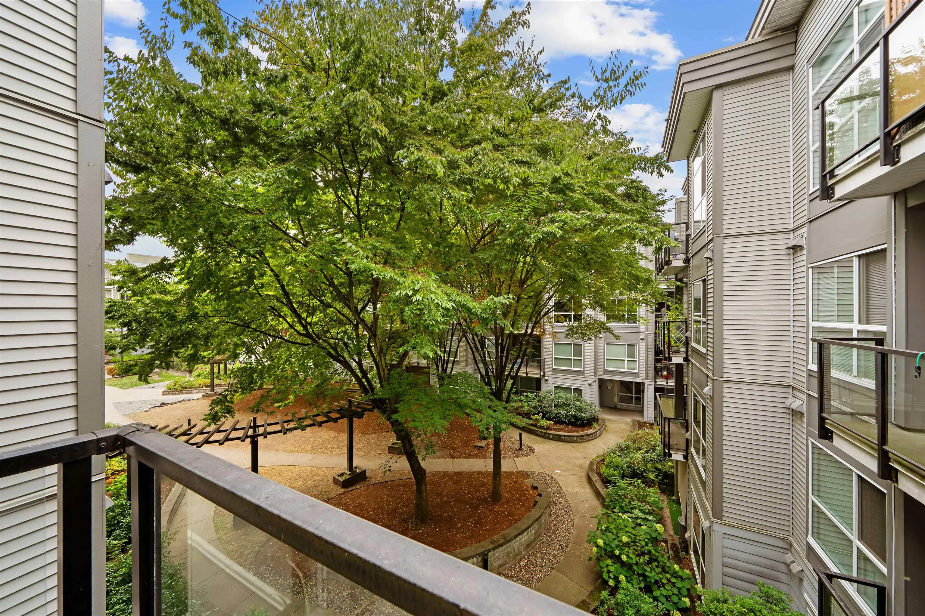 13733 107a Avenue #422