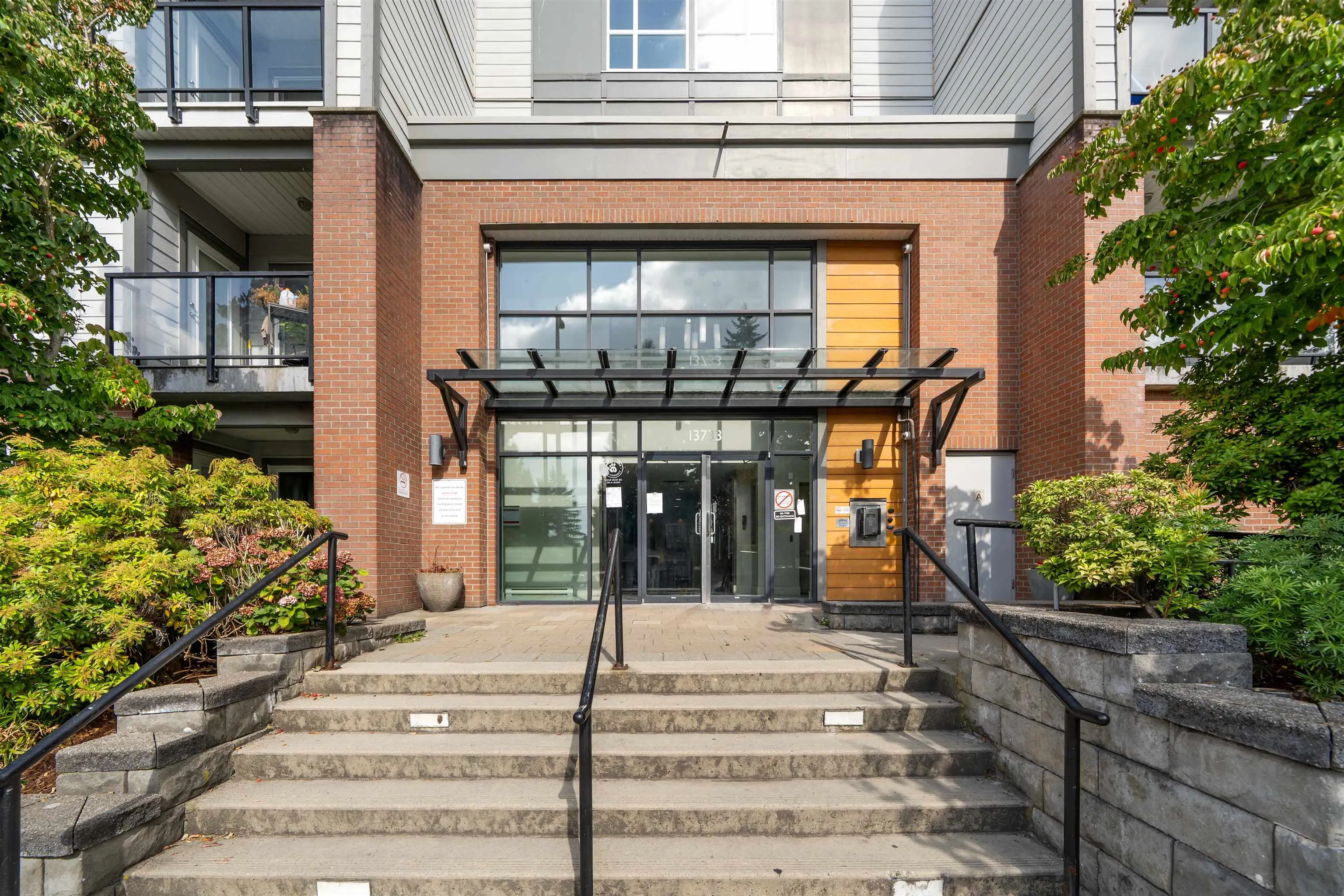 13733 107a Avenue #422