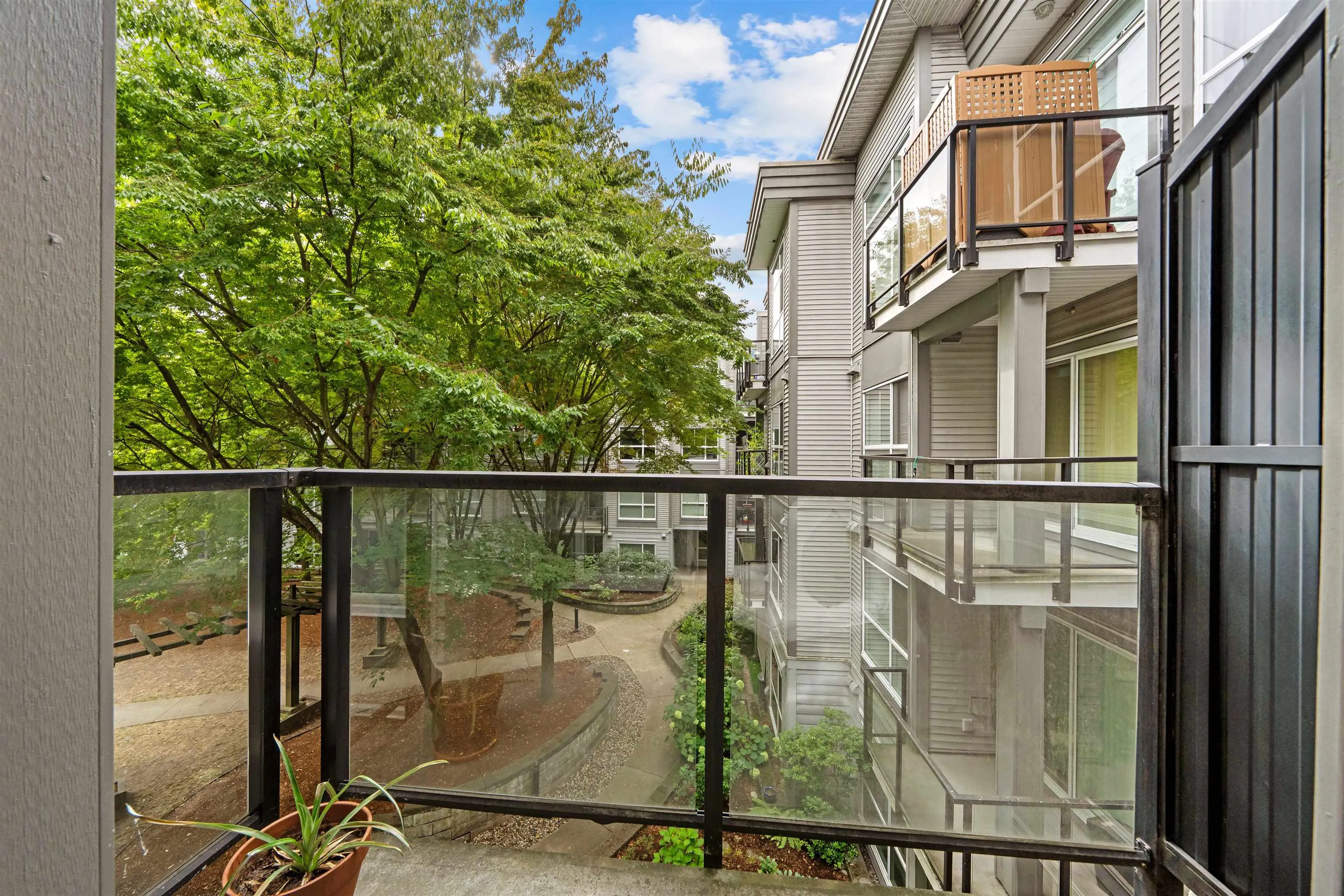 13733 107a Avenue #422