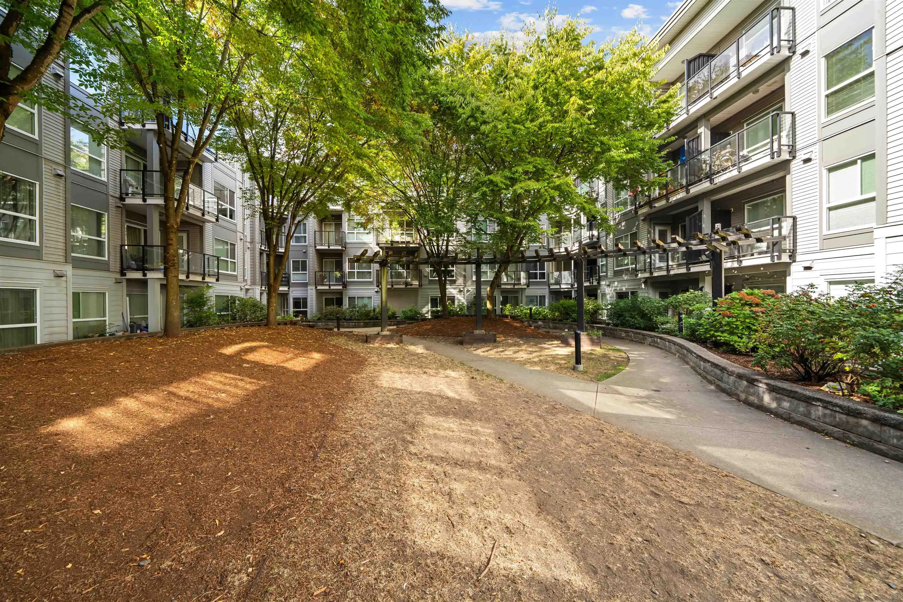 13733 107a Avenue #422