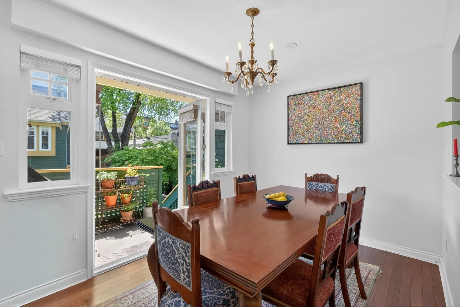 2950 W 8th Avenue