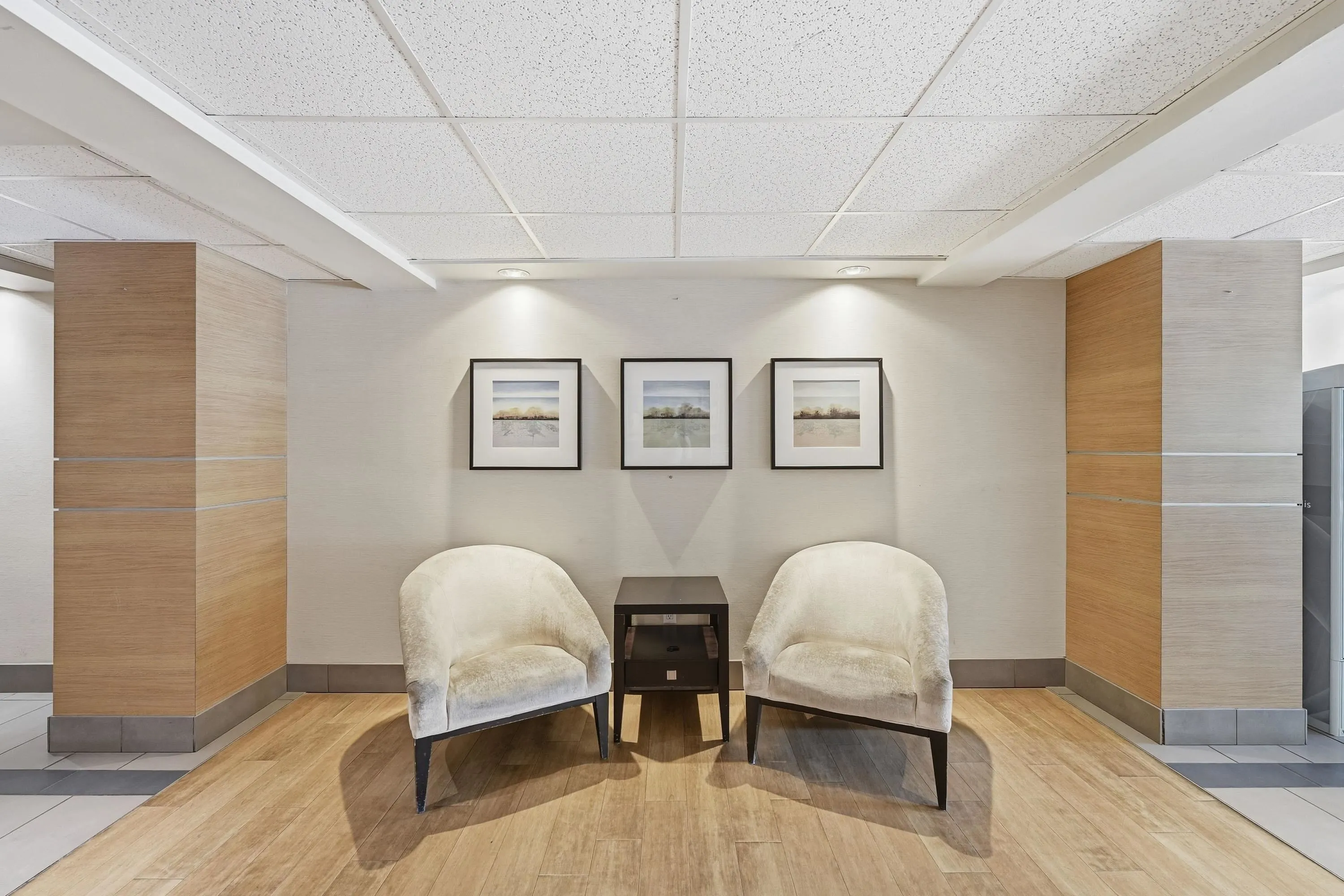 423 Agnes Street #106