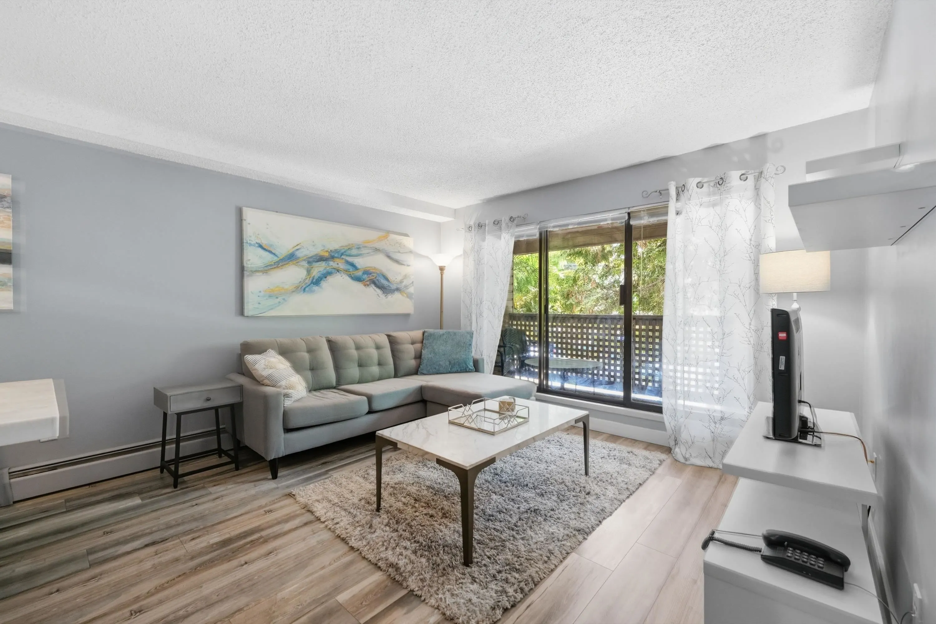 423 Agnes Street #106