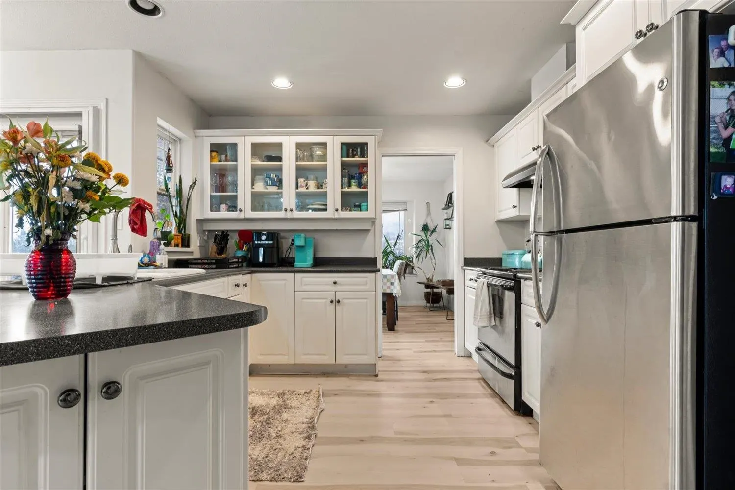 5635 Viewpoint Place