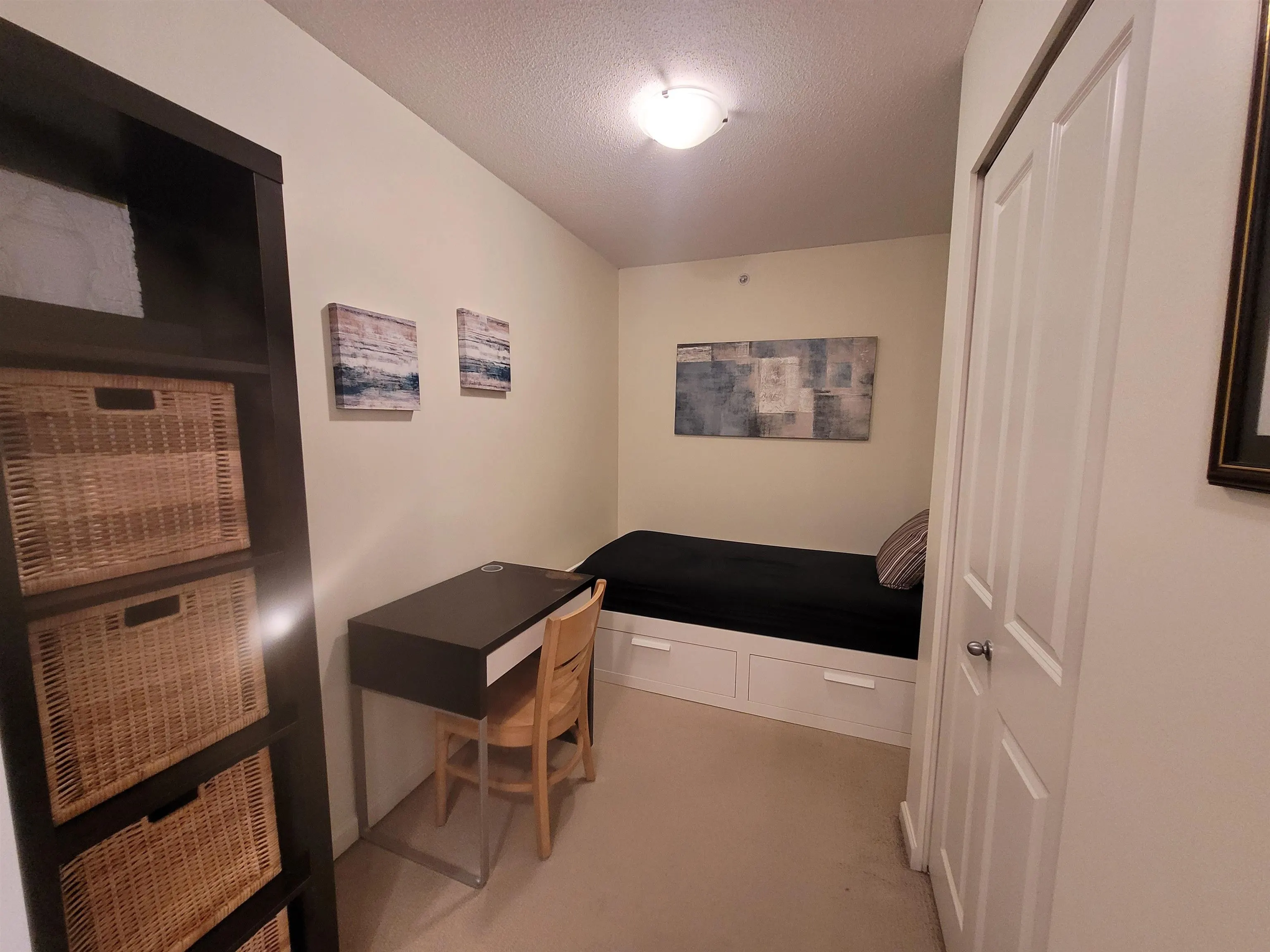610 Victoria Street #408