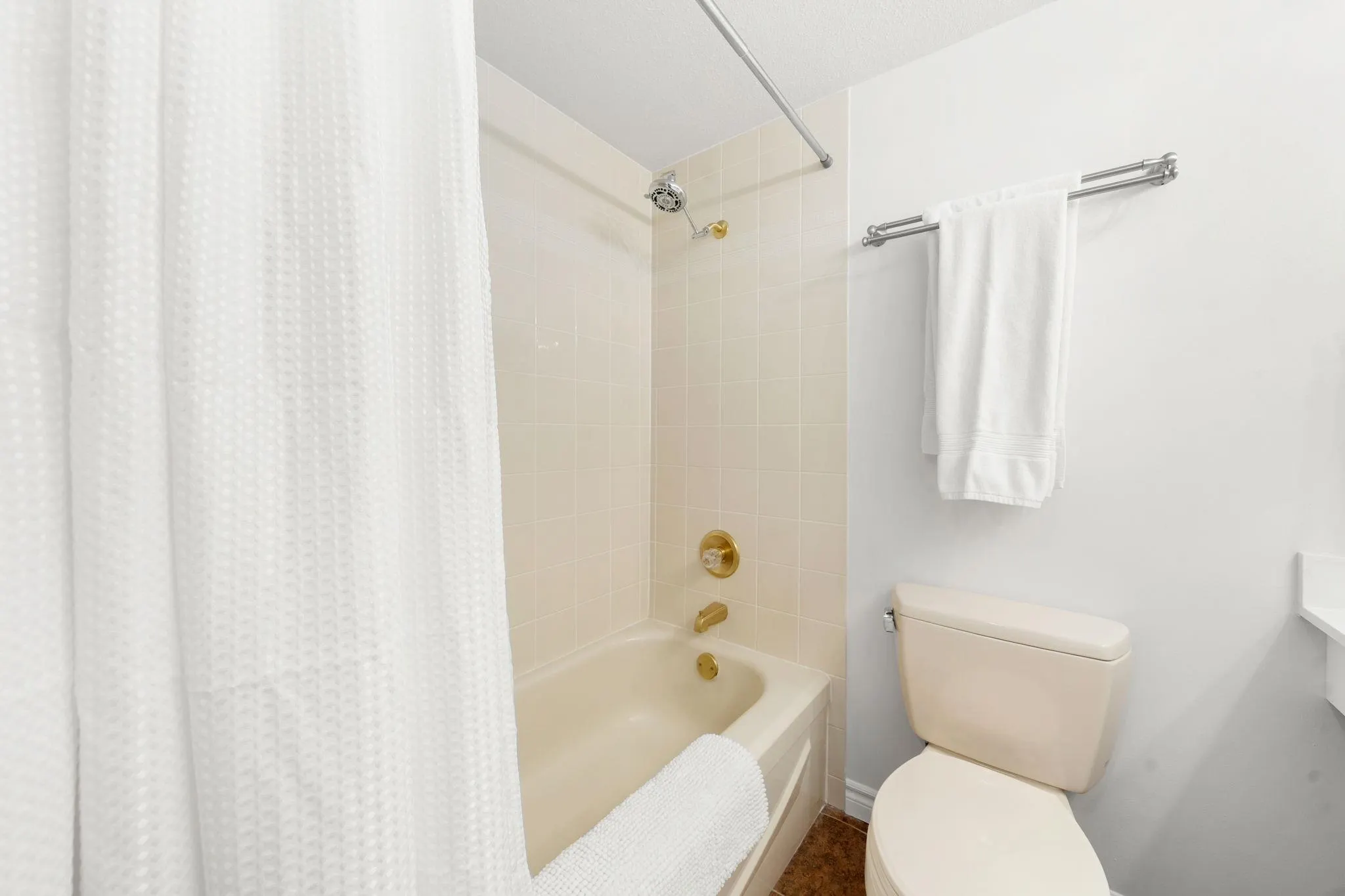 1220 Fir Street #412