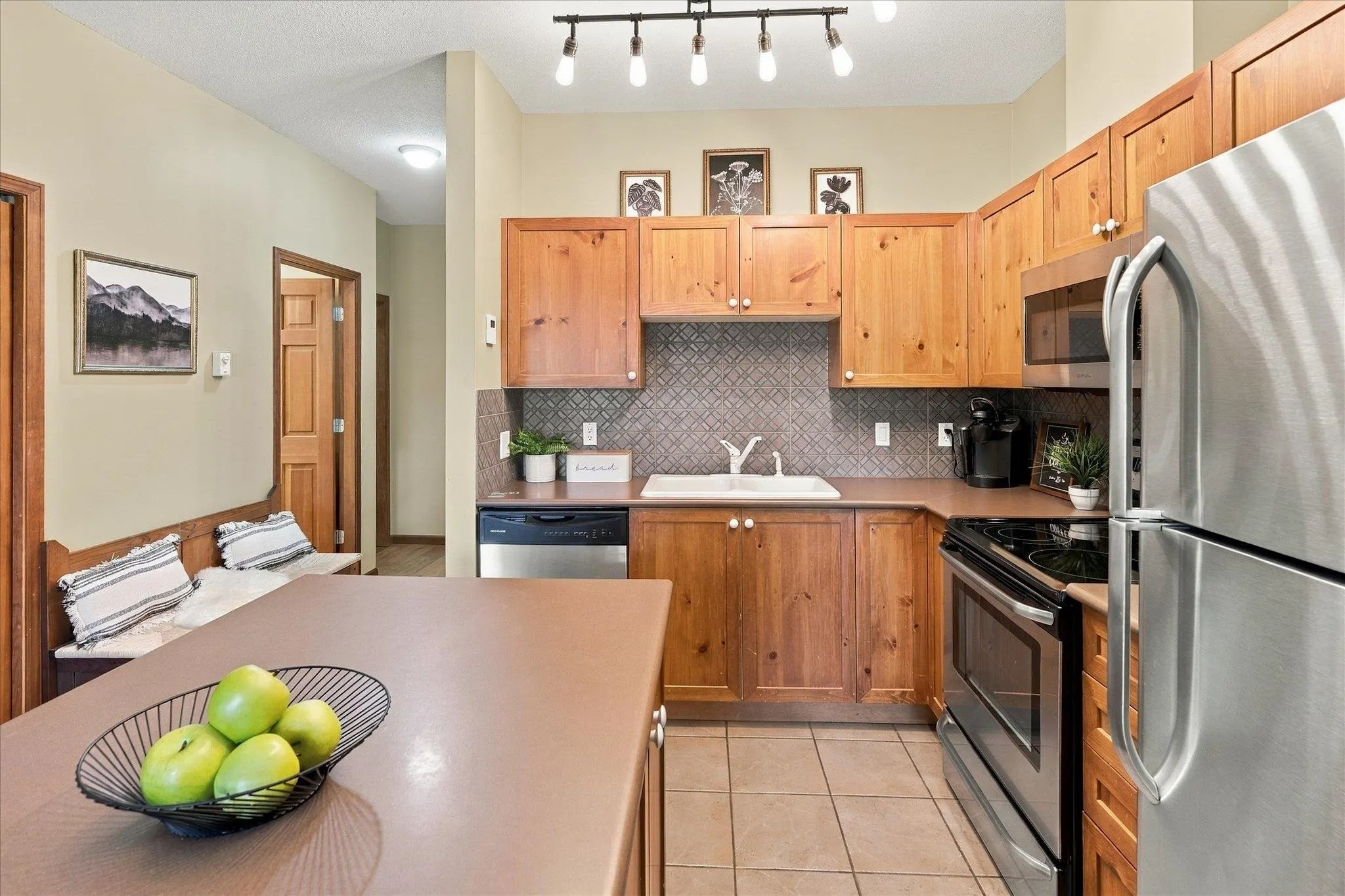 3300 Ptarmigan Place #103