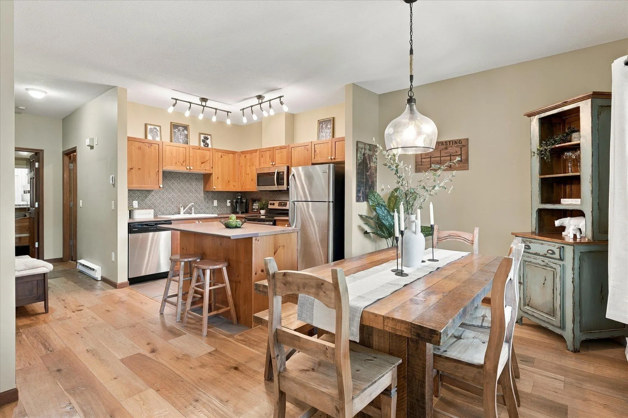 3300 Ptarmigan Place #103
