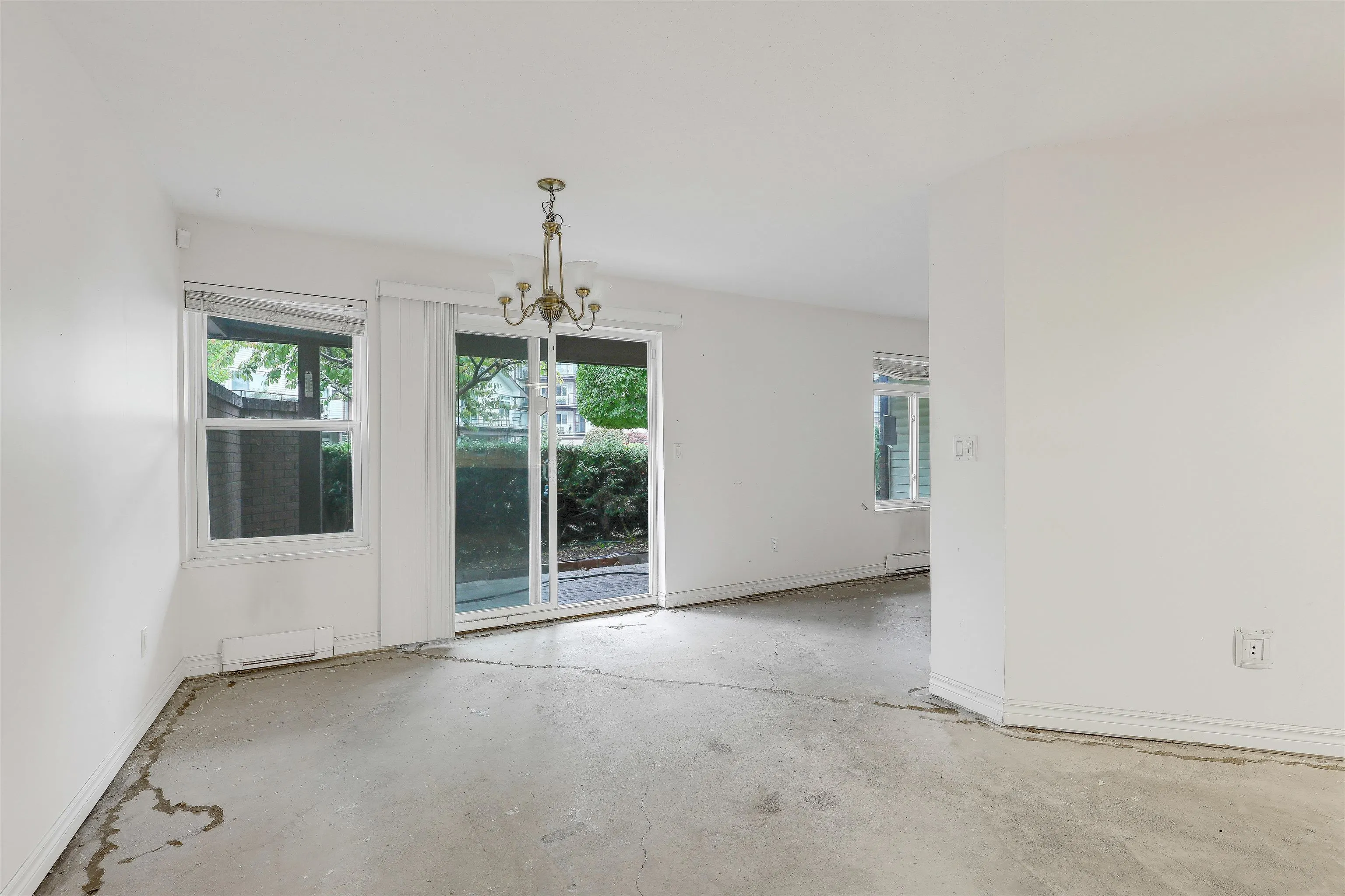 13858 102 Avenue #101