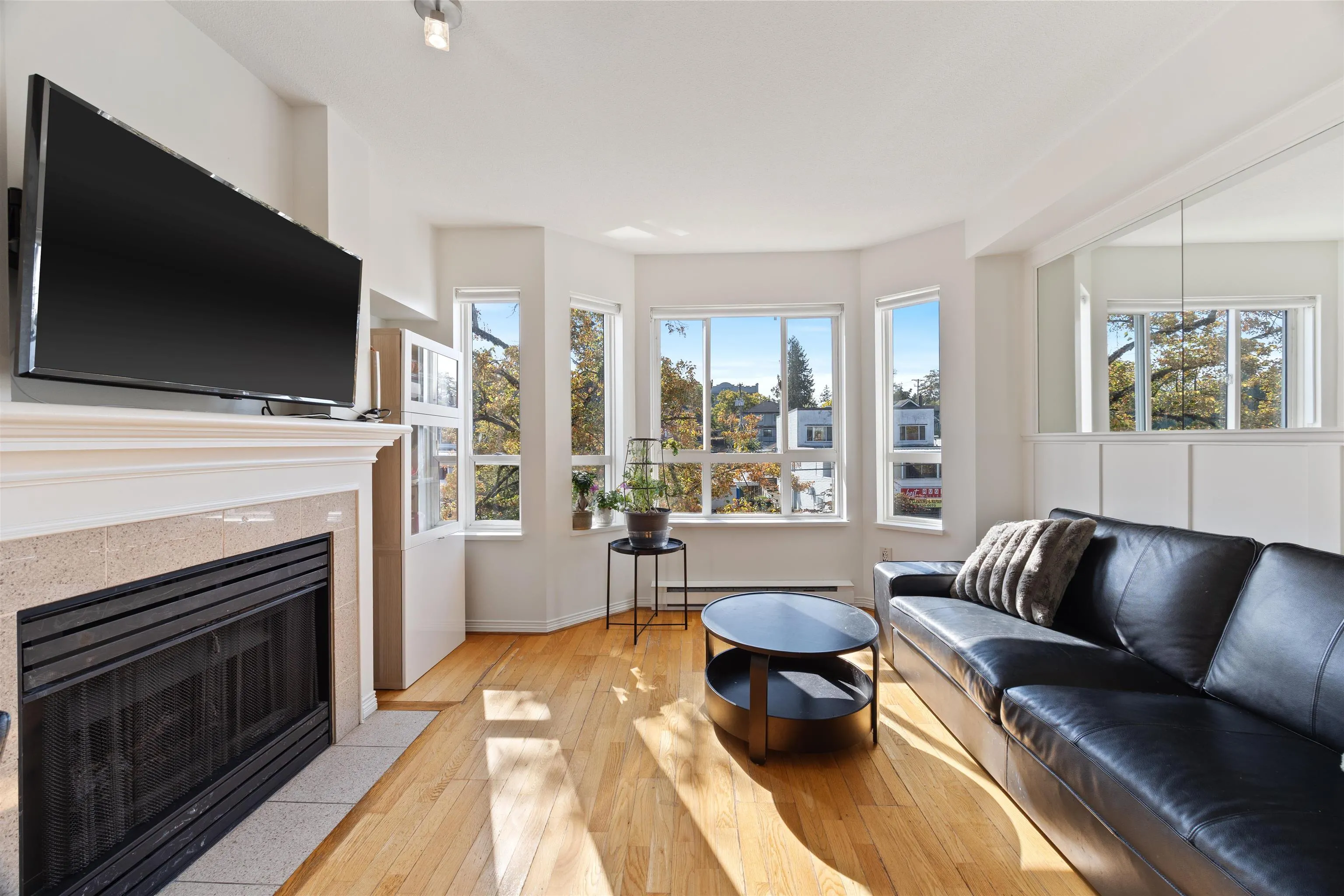 2565 W Broadway Street #316