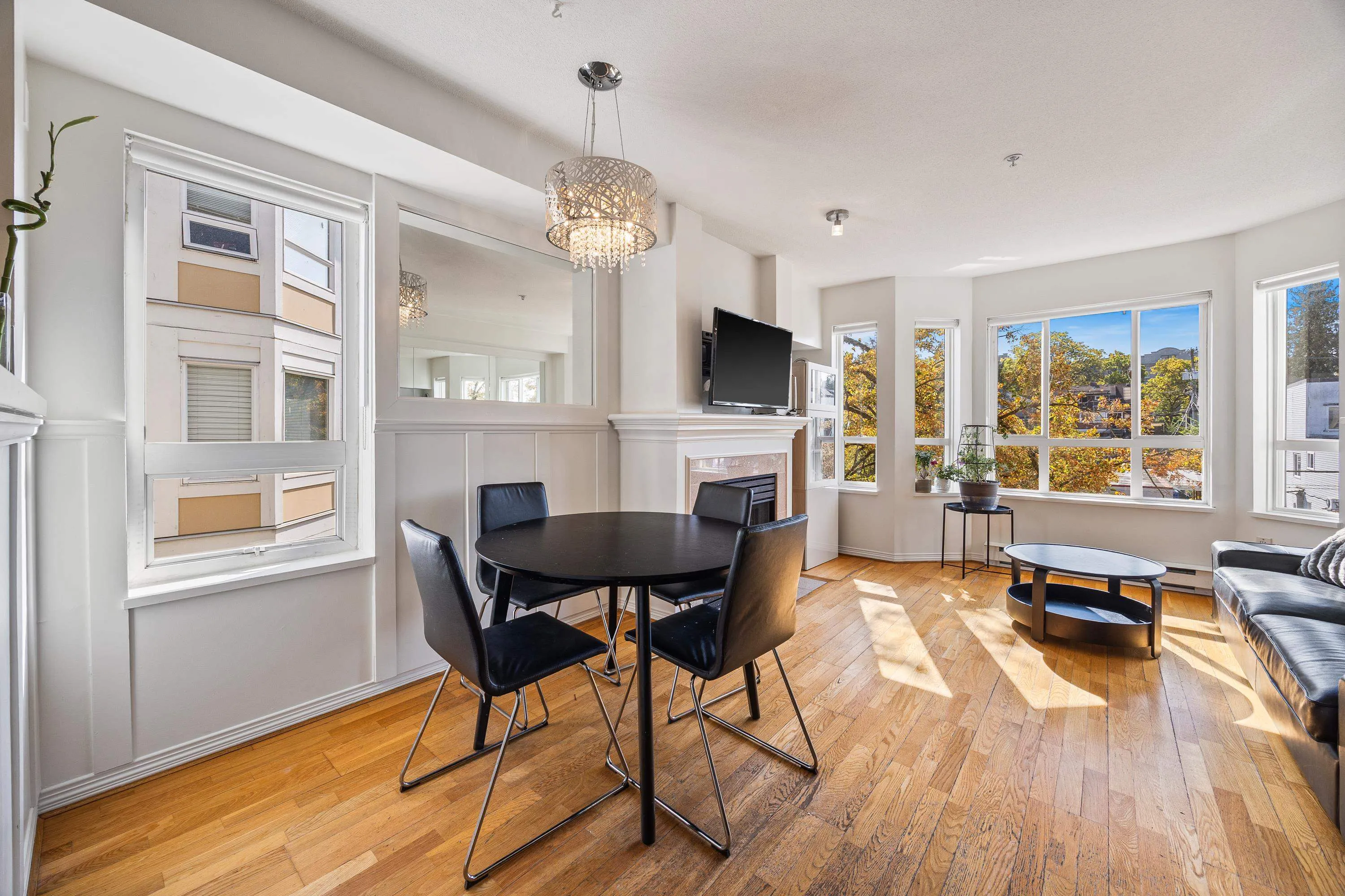 2565 W Broadway Street #316