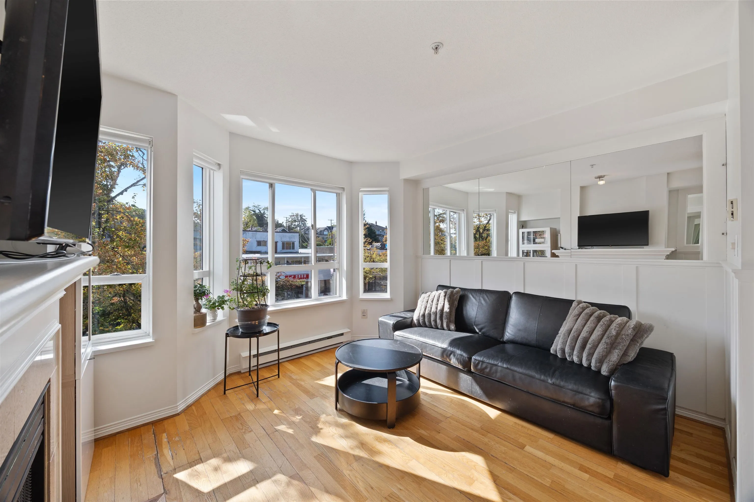 2565 W Broadway Street #316
