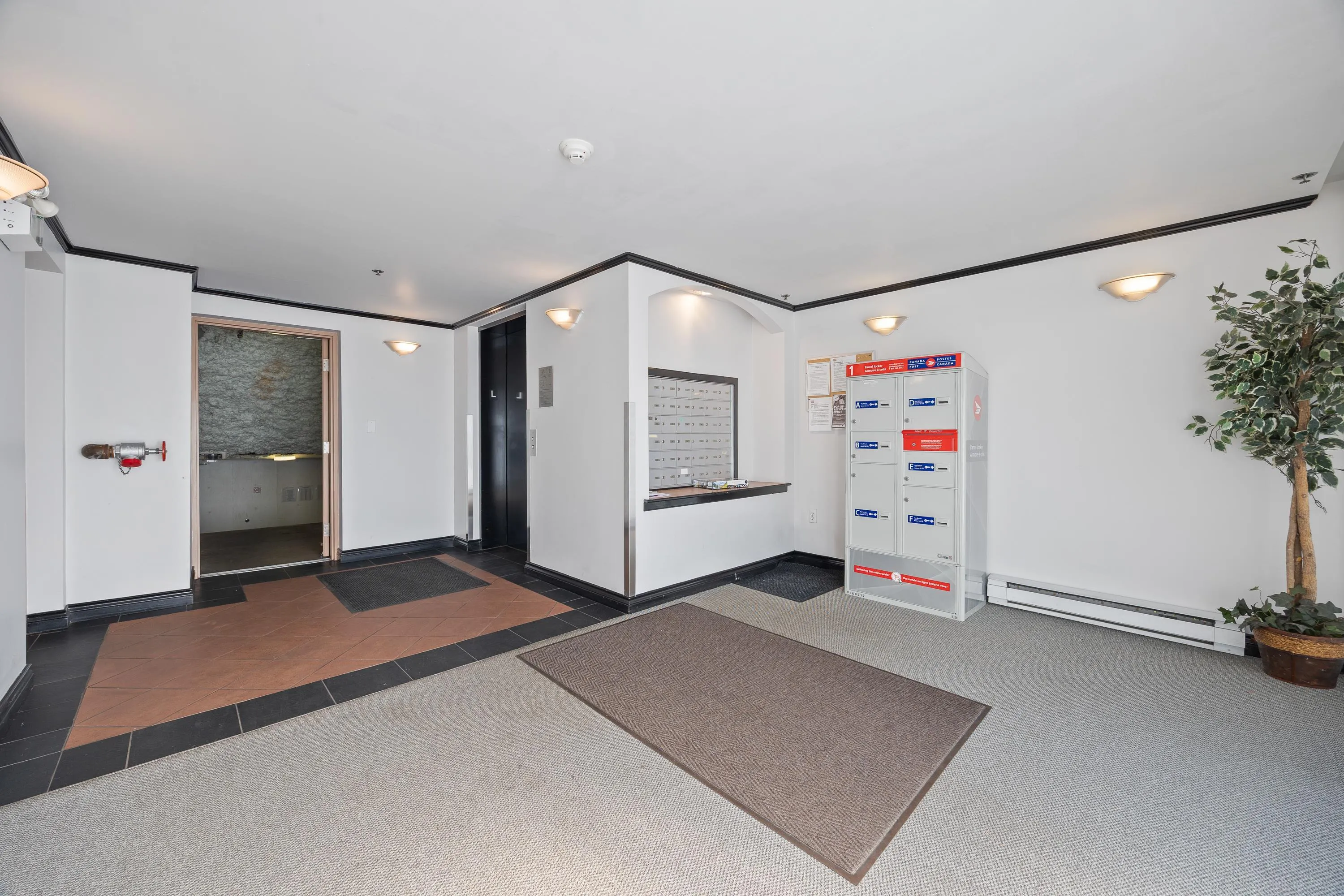 2565 W Broadway Street #316