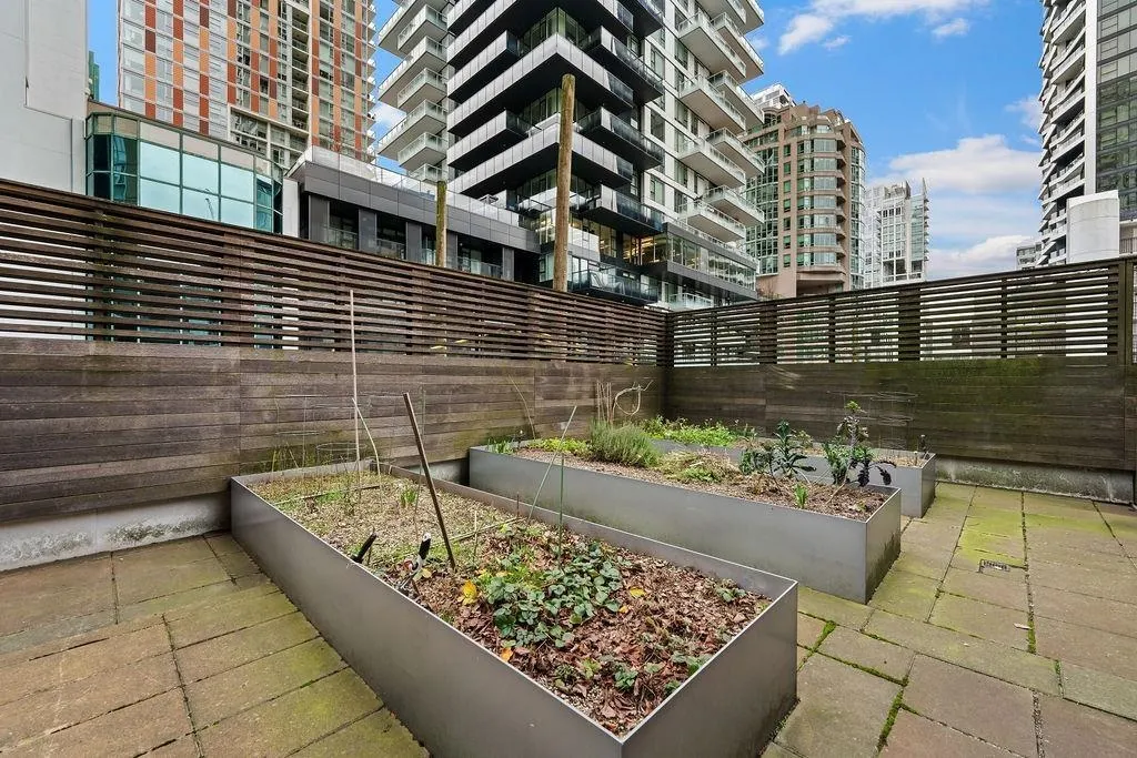 1308 Hornby Street #301