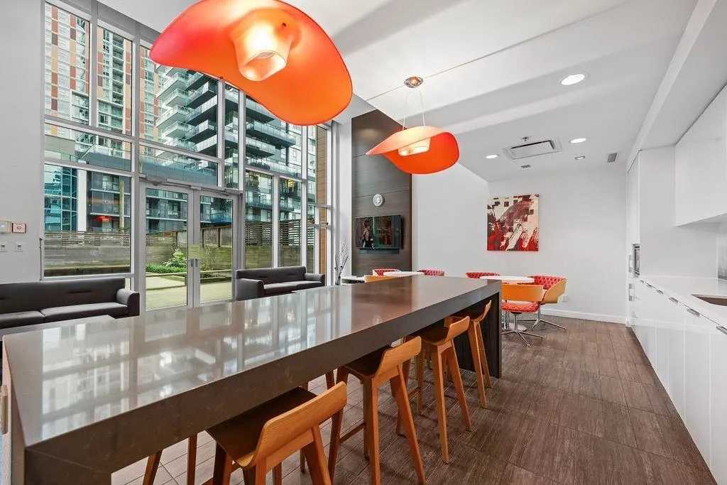 1308 Hornby Street #301
