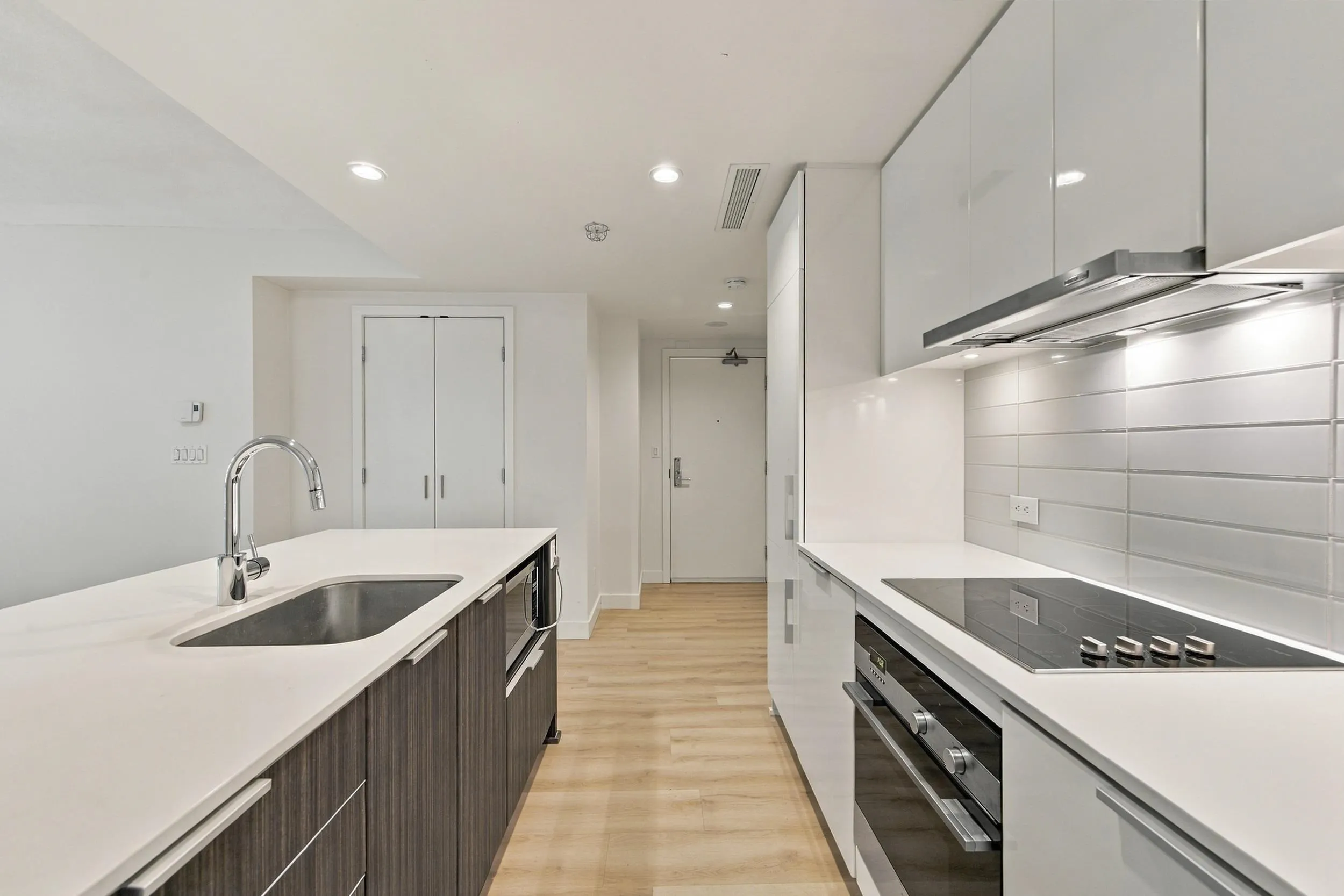 1308 Hornby Street #301