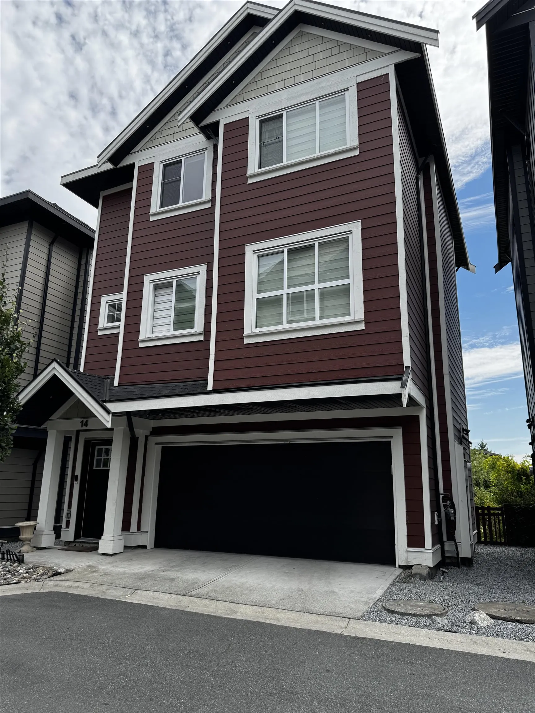 608 Ewen Avenue #14