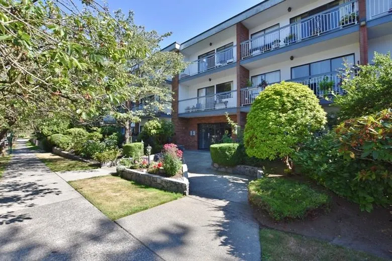 1950 W 8th Avenue #203