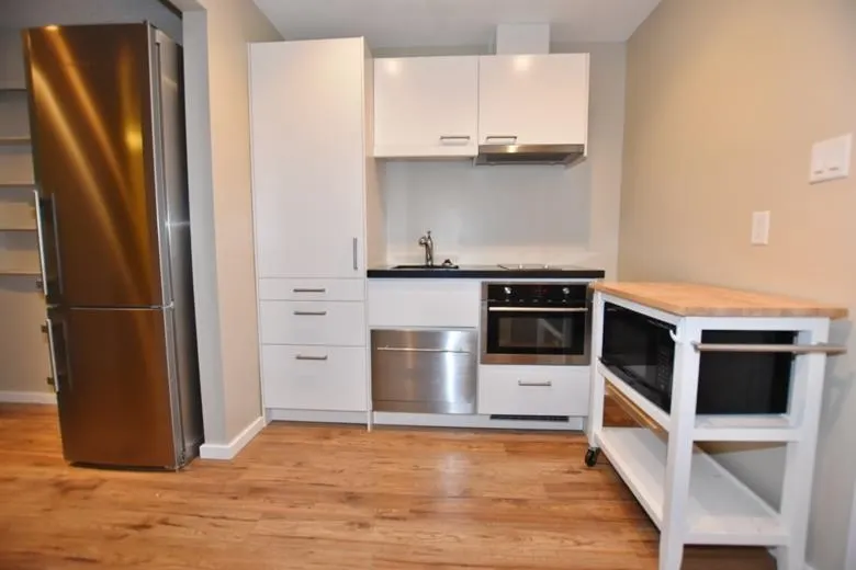 1950 W 8th Avenue #203